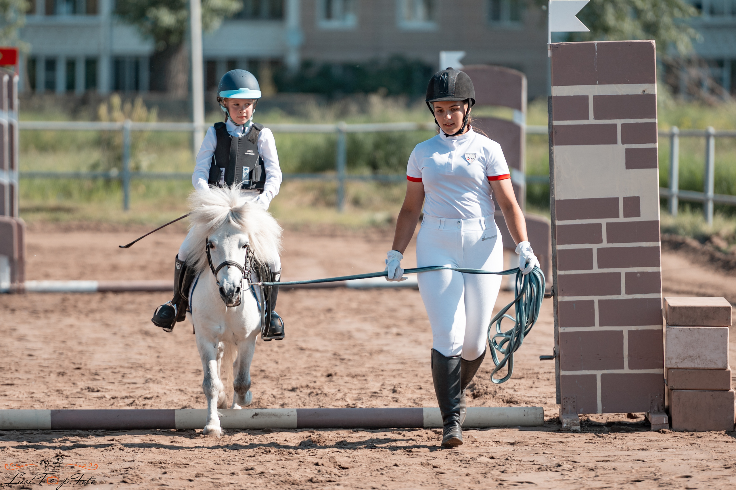 Областной турнир по конкуру КСЦ им. Натальи Серовой. Конный и фотограф с животными в Твери Топталова Люся