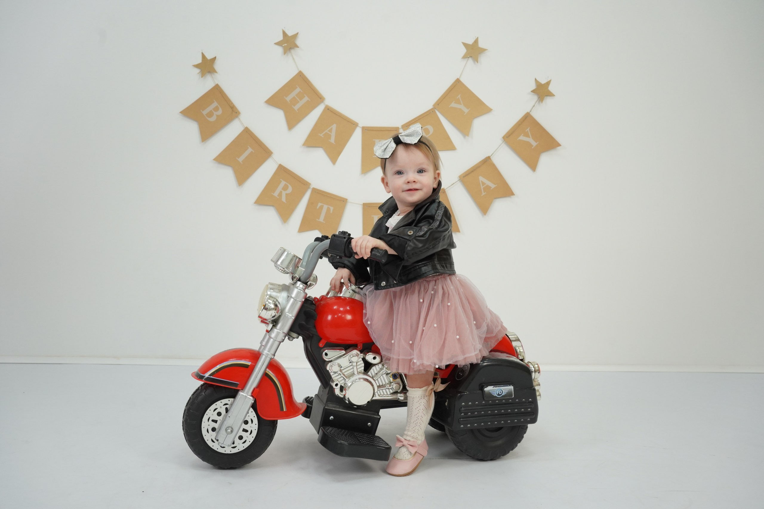 Фотоссесия на Годик для Девочки. Детская Фотостудия ГОДОВАСИКИ в Санкт-Петербурге фотосесия на годик