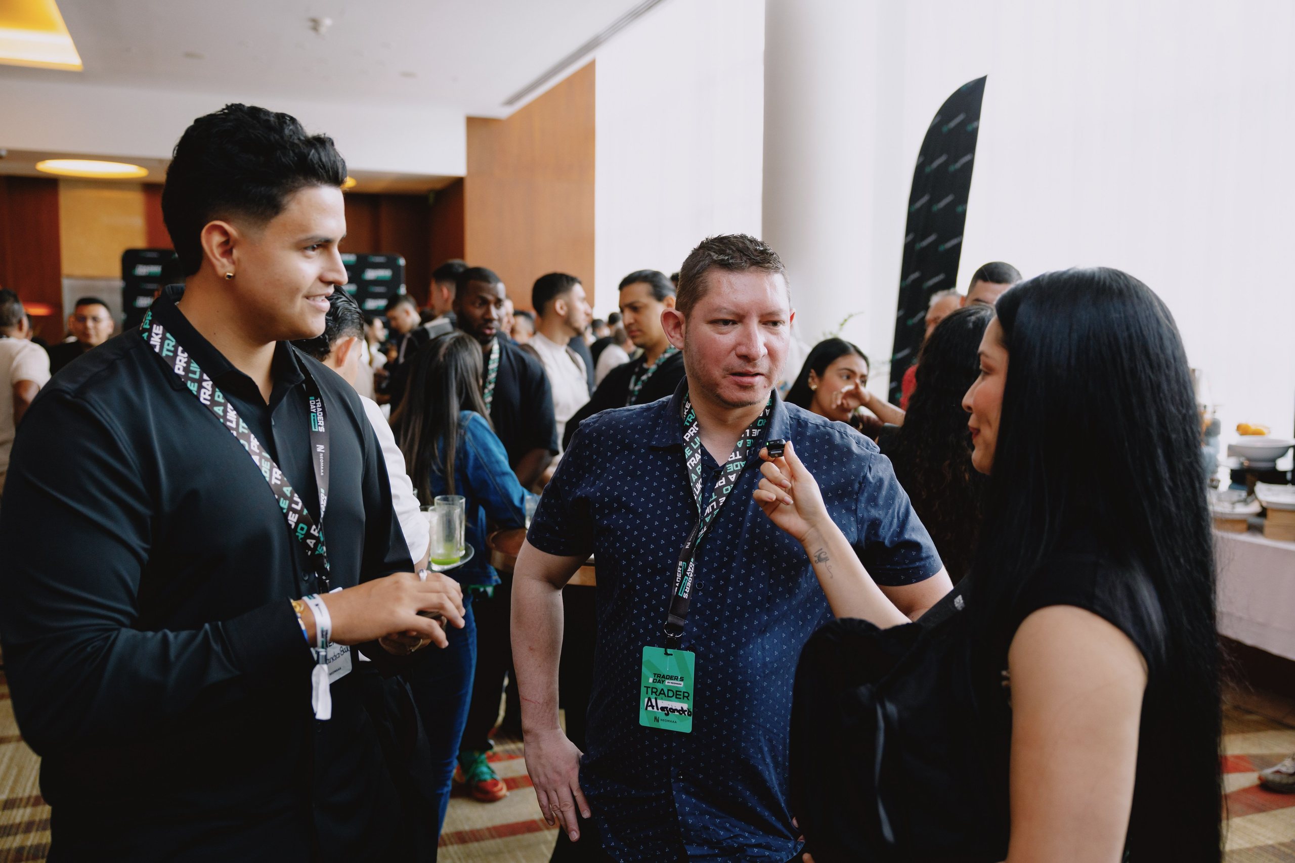 TRADERS DAY By NeomAAA Medellin. NeomAAA Funds Gallery