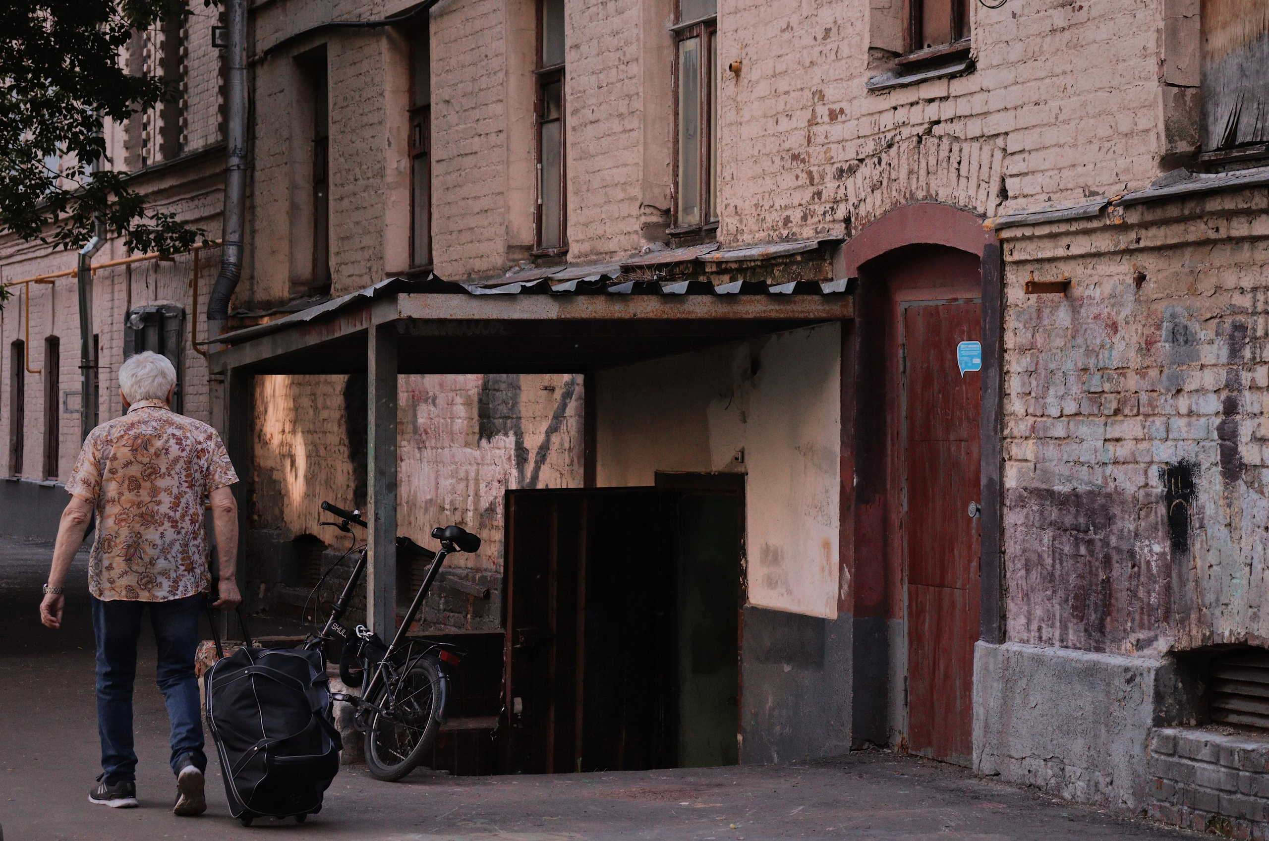 «You won't find a single person who'd say: I want to live here». Photographer in Israel Alice Milchin
