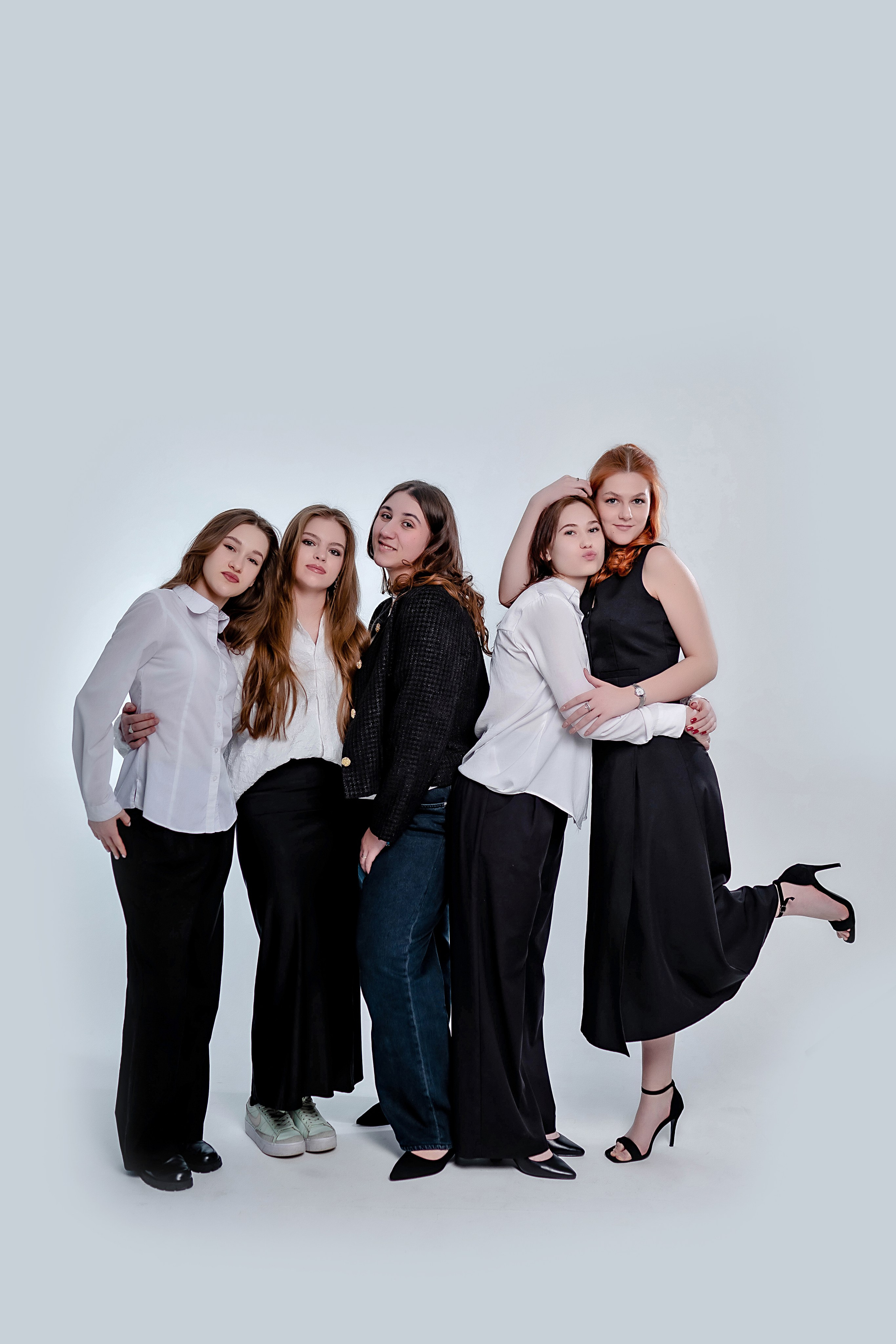 Выпускные (школьные) альбомы (книги) в Ростове-на-Дону. Современные Выпускные Альбомы в Ростове-на-Дону