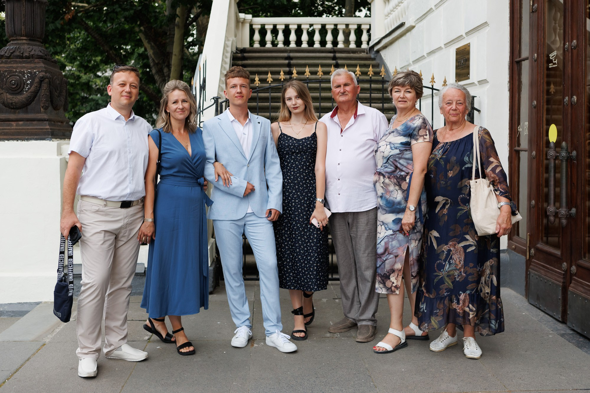 Выпускной вечер в Севастопольской гимназии № 1 имени А. С. Пушкина. Свадебный фотограф, фотосъемка в Крыму, Севастополе, Симферополе, Ялте