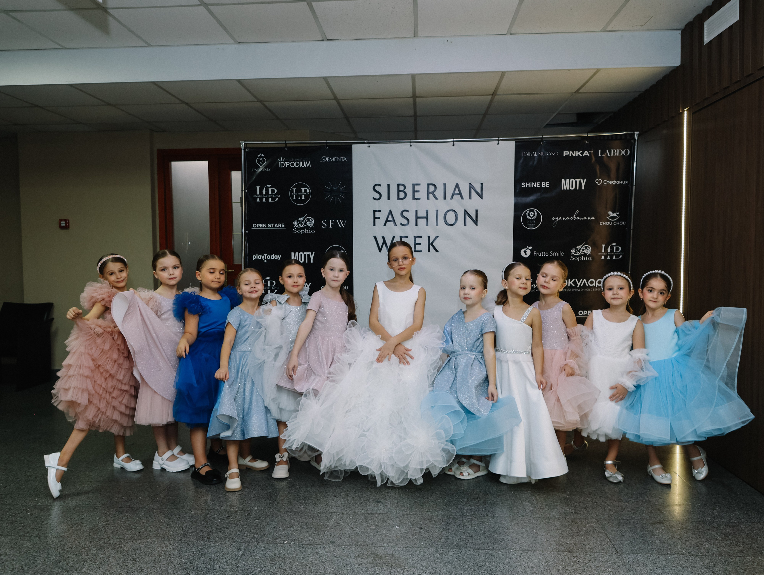 Участвуем в модном показе Сибири. Little_Princess.38