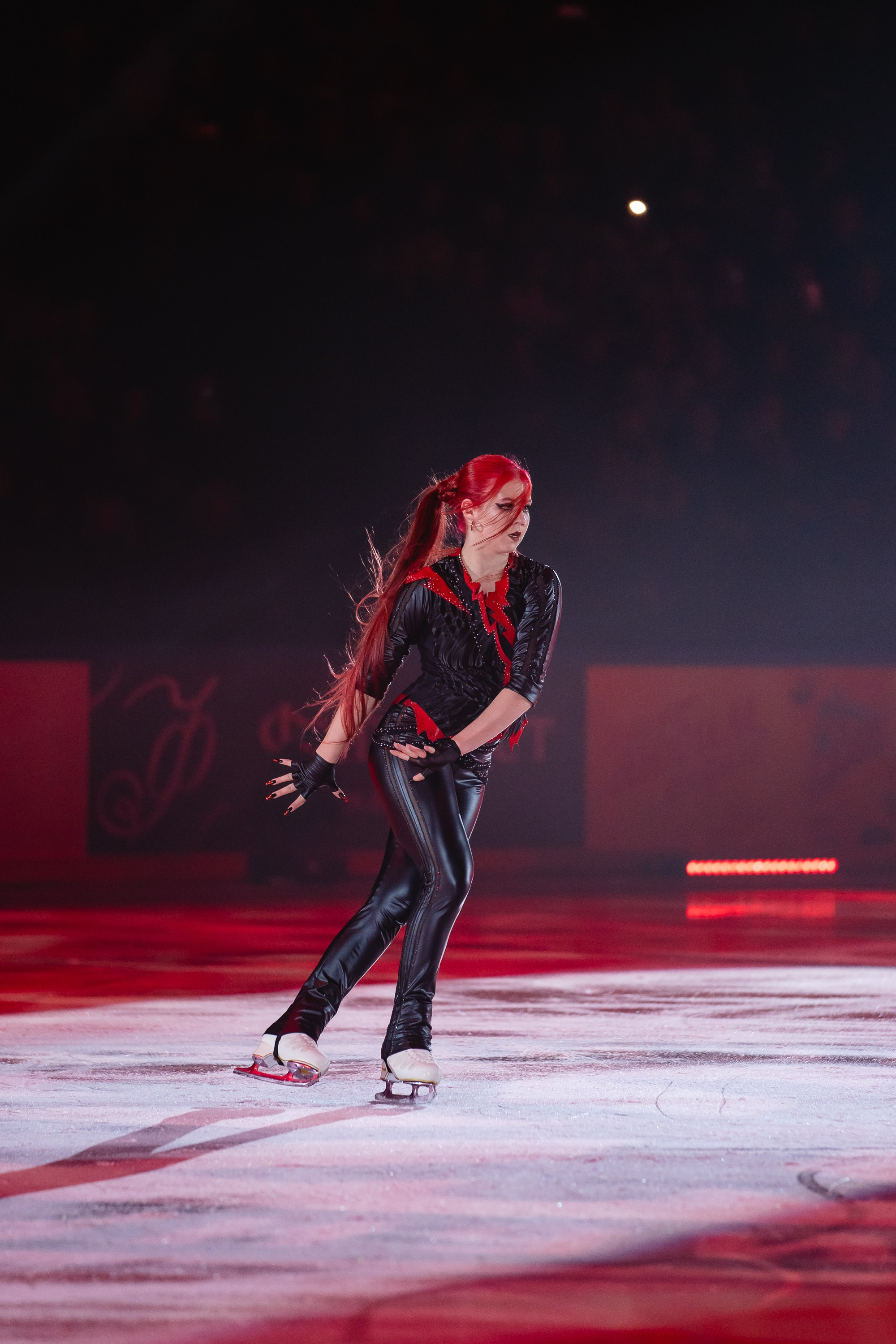 Шоу «Чемпионы на льду» в Новосибирске. Воробьева Ксения — Спортивный и танцевальный фотограф Новосибирск