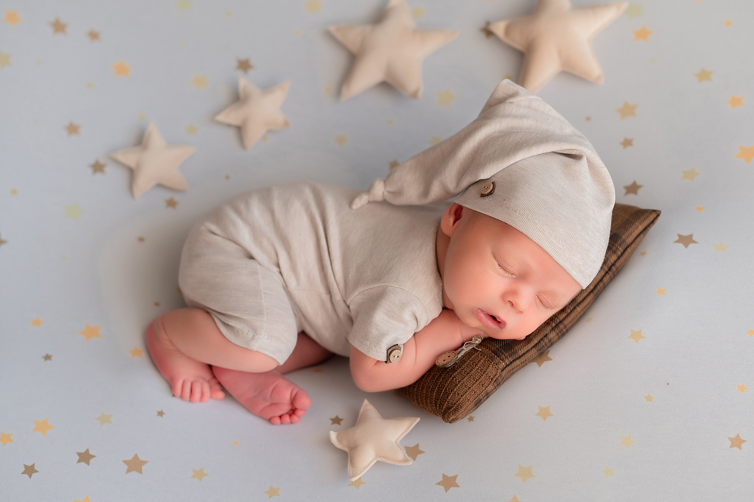 Крошечка Фёдор. Детский и семейный фотограф в Красноярске. Фотосессии новорожденных малышей до 1 месяца