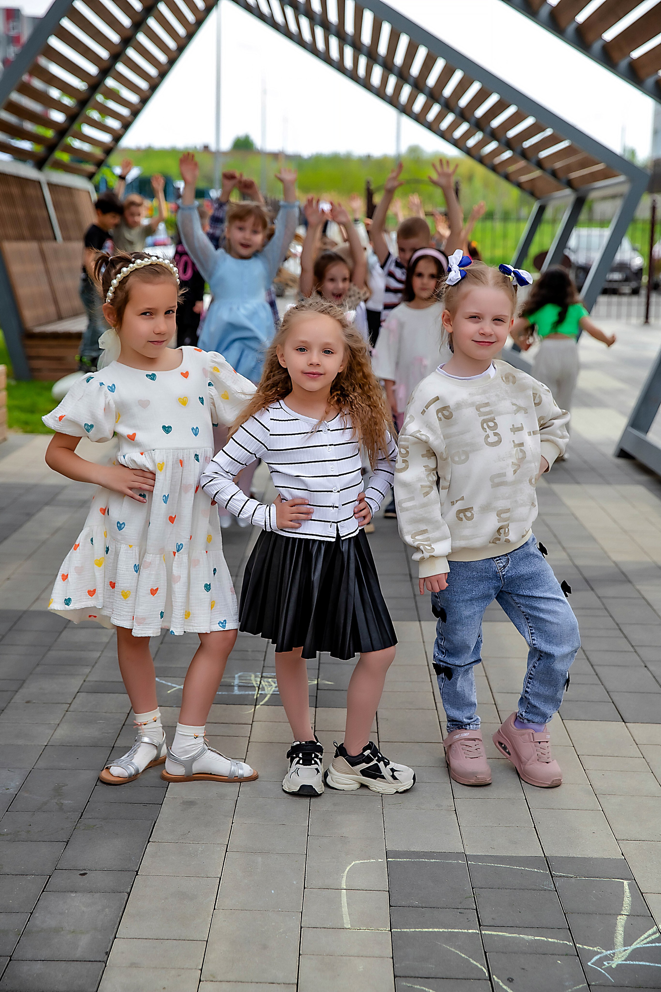 Выпускные (школьные) альбомы (книги) в Ростове-на-Дону. Современные Выпускные Альбомы в Ростове-на-Дону