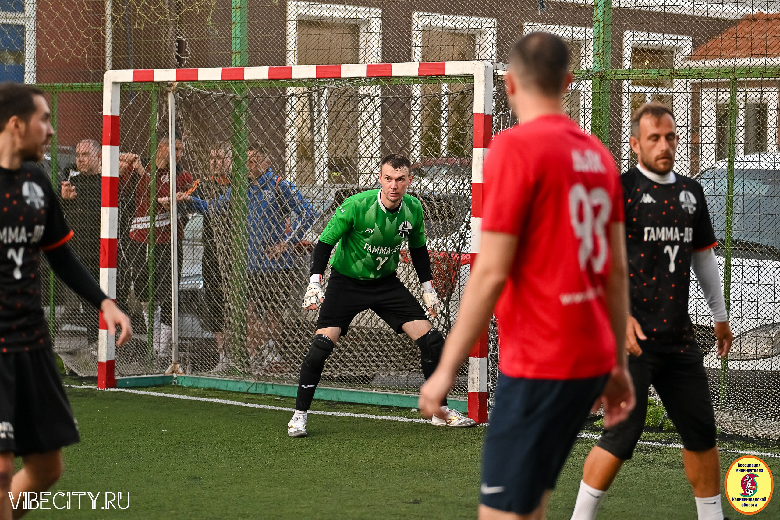 ИГРЫ МИНИ-ФУТБОЛЬНОЙ И КОРПОРАТИВНОЙ ЛИГИ. VIBECITY.RU Вайб Сити Ру Фоторепортажи Фотоотчеты Калининград