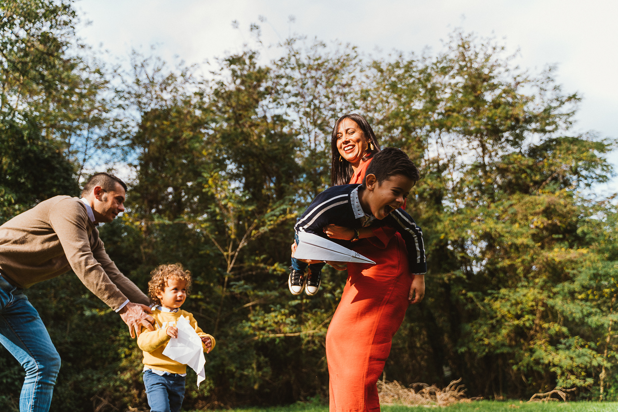Family photoshoot Lucca Toscana Fotografo per le famiglie. stai cercando il fotografo in Toscana. Photographer Lucca Photographer Pisa for your vacation in Tuscany