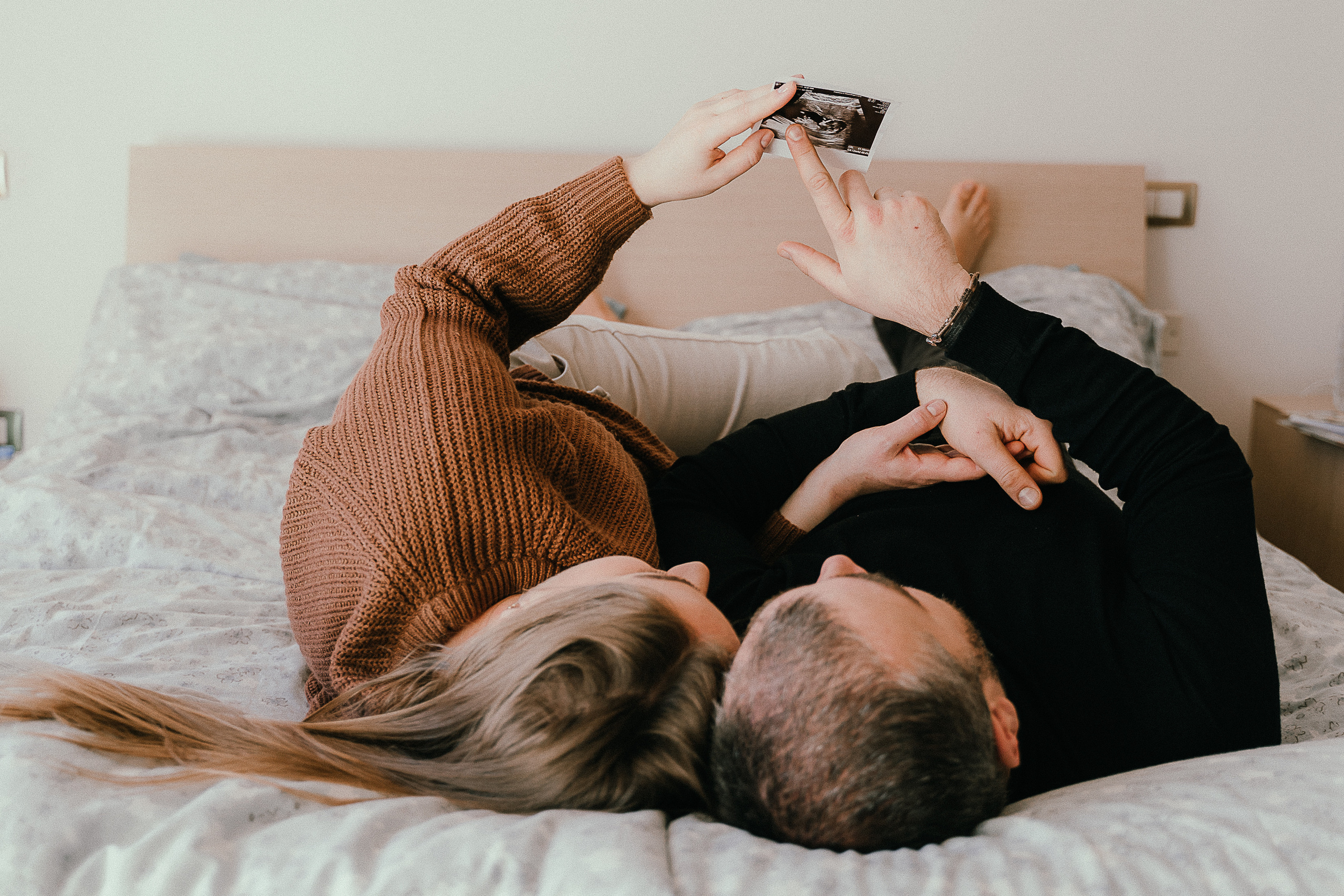 Fotografia di Maternità in Toscana, a Lucca, Pisa, Firenze. Family Lifestyle Photographer in Lucca, Italia