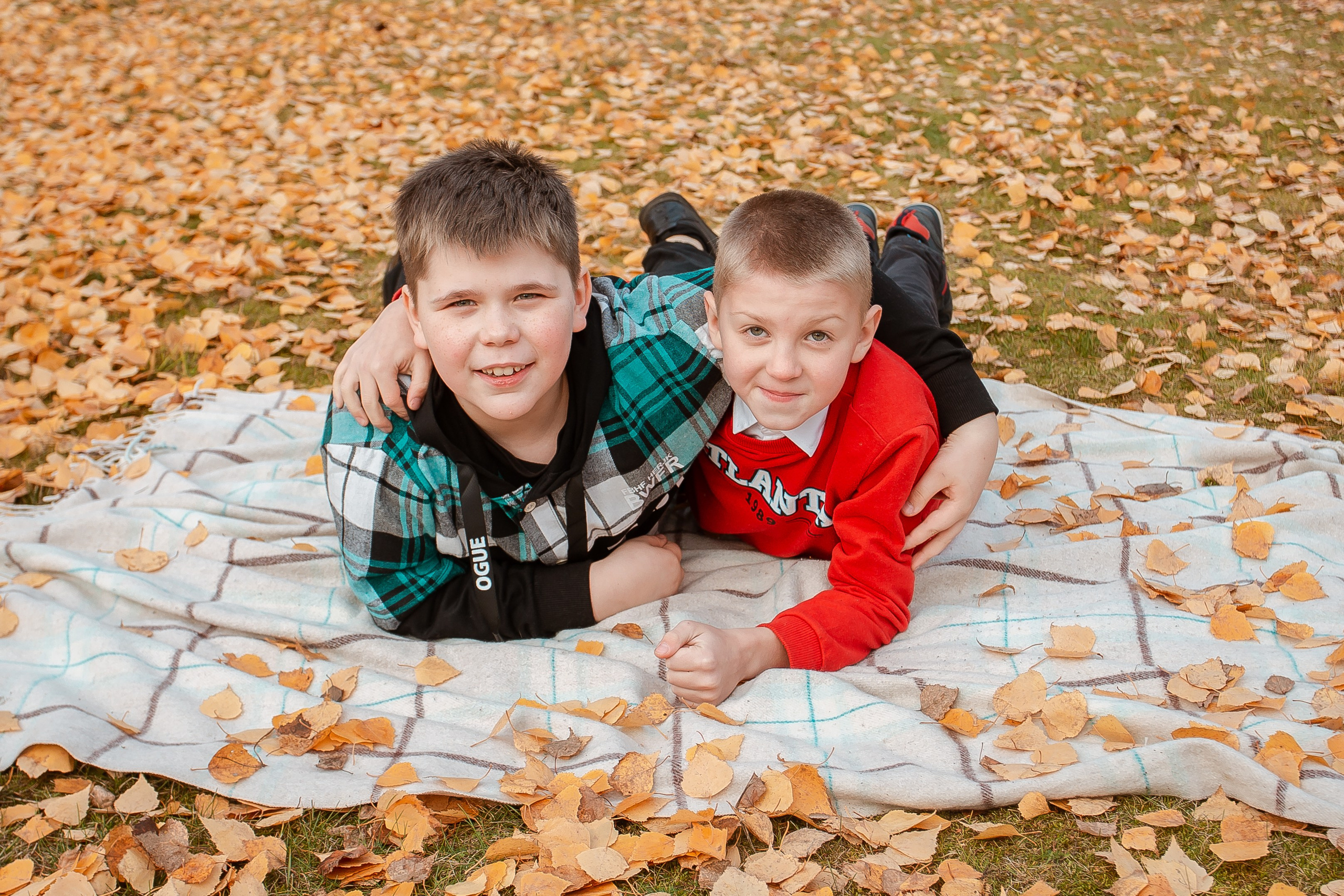 ЗАТО Озерный, школа 1, 4А класс. Студия выпускных альбомов Остров