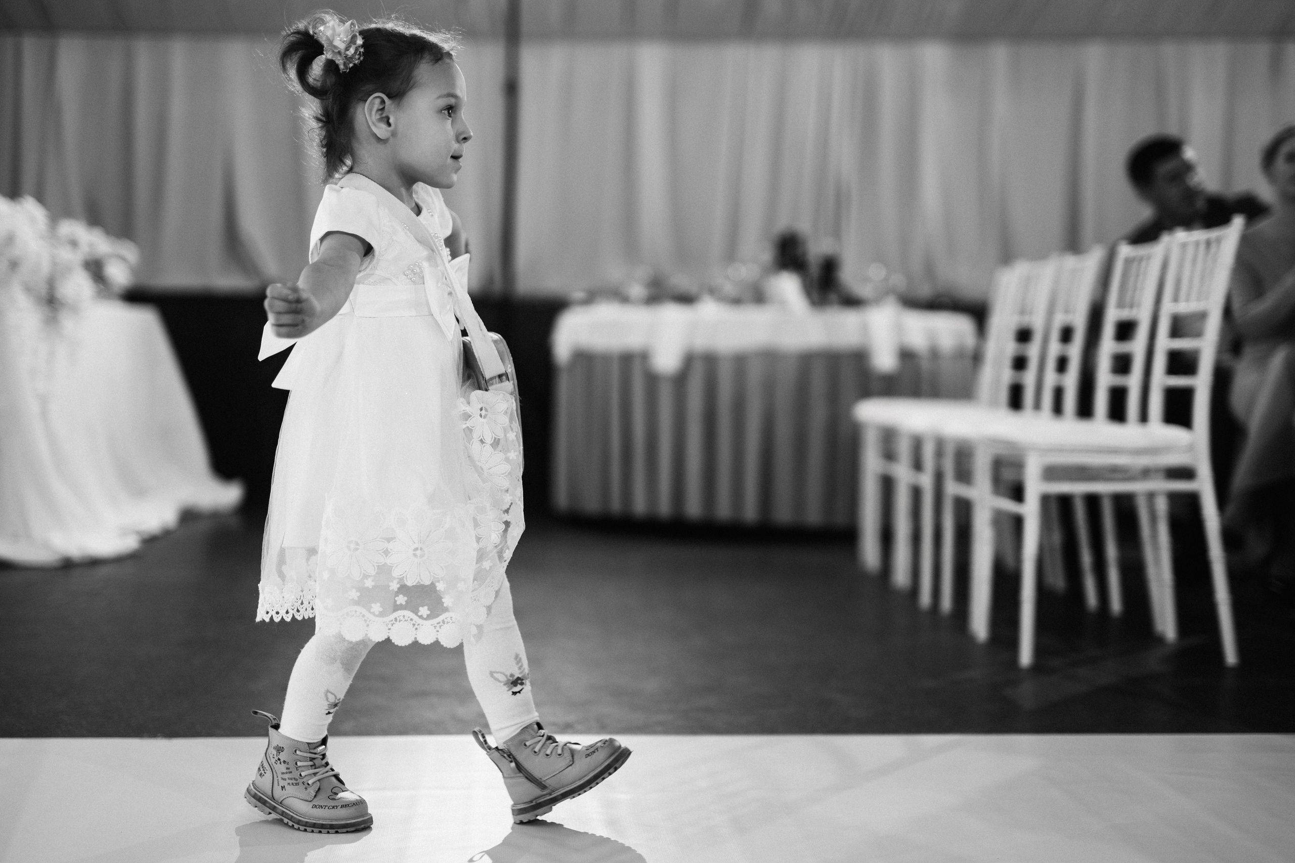 ГОСТИНИЦА АГИДЕЛЬ, ФОТОСТУДИЯ МОНОХРОМ, РЕСТОРАН ПРАВДА ХОЛЛ, ВЕДУЩИЙ АНДРЕЙ ОГНЕВ УФА