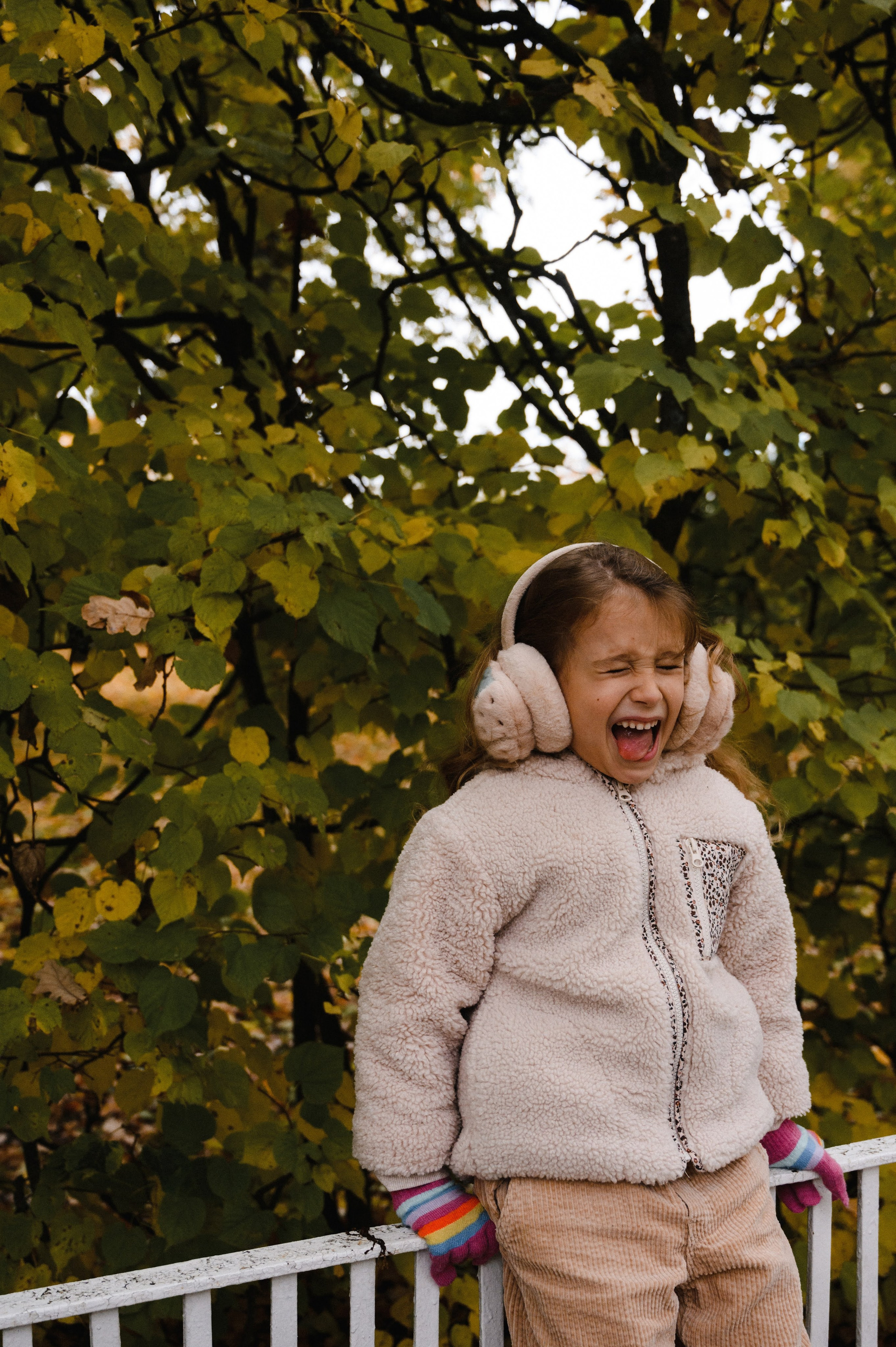 Фотопрогулка. Профессиональный фотограф беременности в СПБ. Стильные фотосессии беременности в стиле минимализм и классическая фотография
