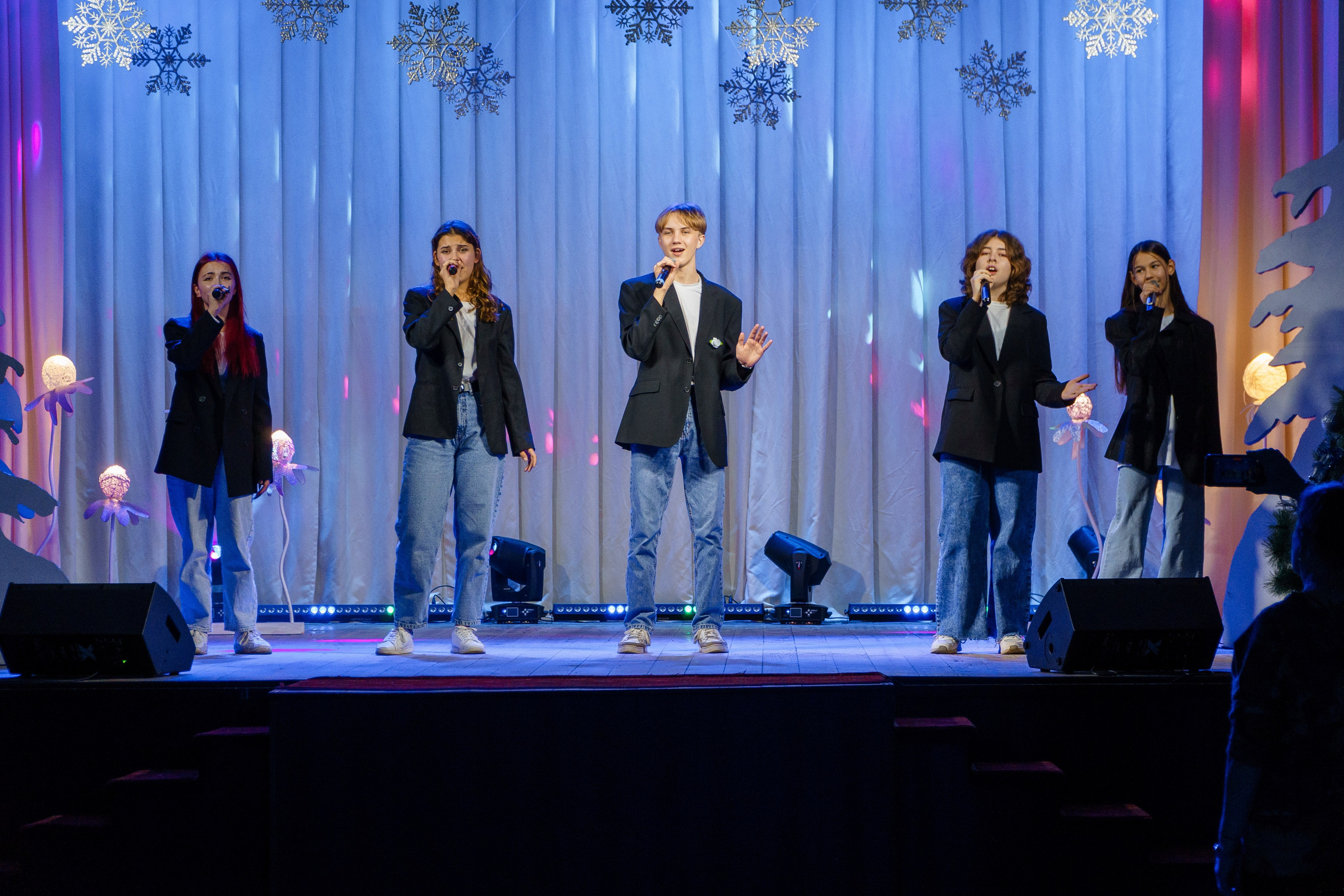 «Новый год к нам мчится». Новотитаровский Дом культуры