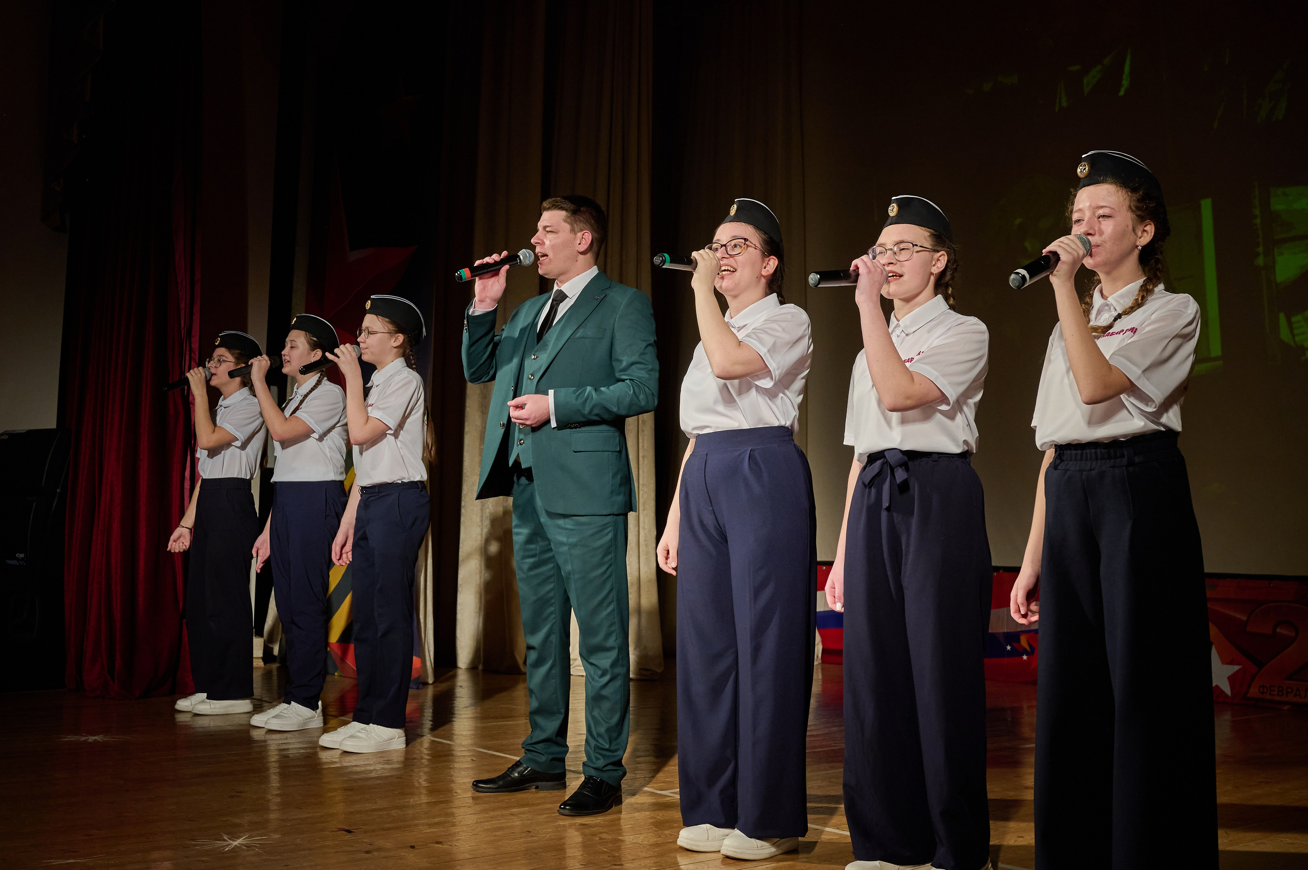 Кабардинка 23 февраля. Жизнь курорта Кабардинка в фотографиях