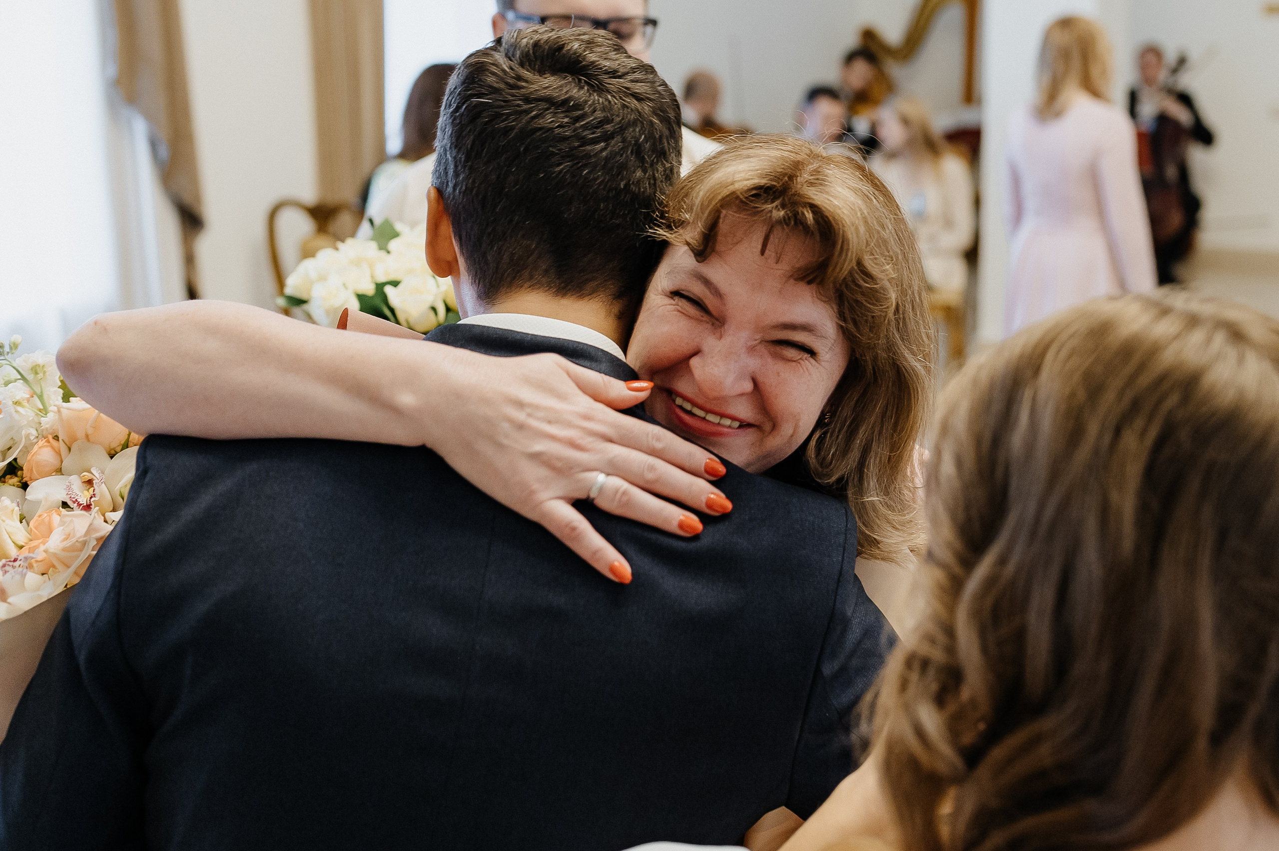 Поздравление гостей молодоженам