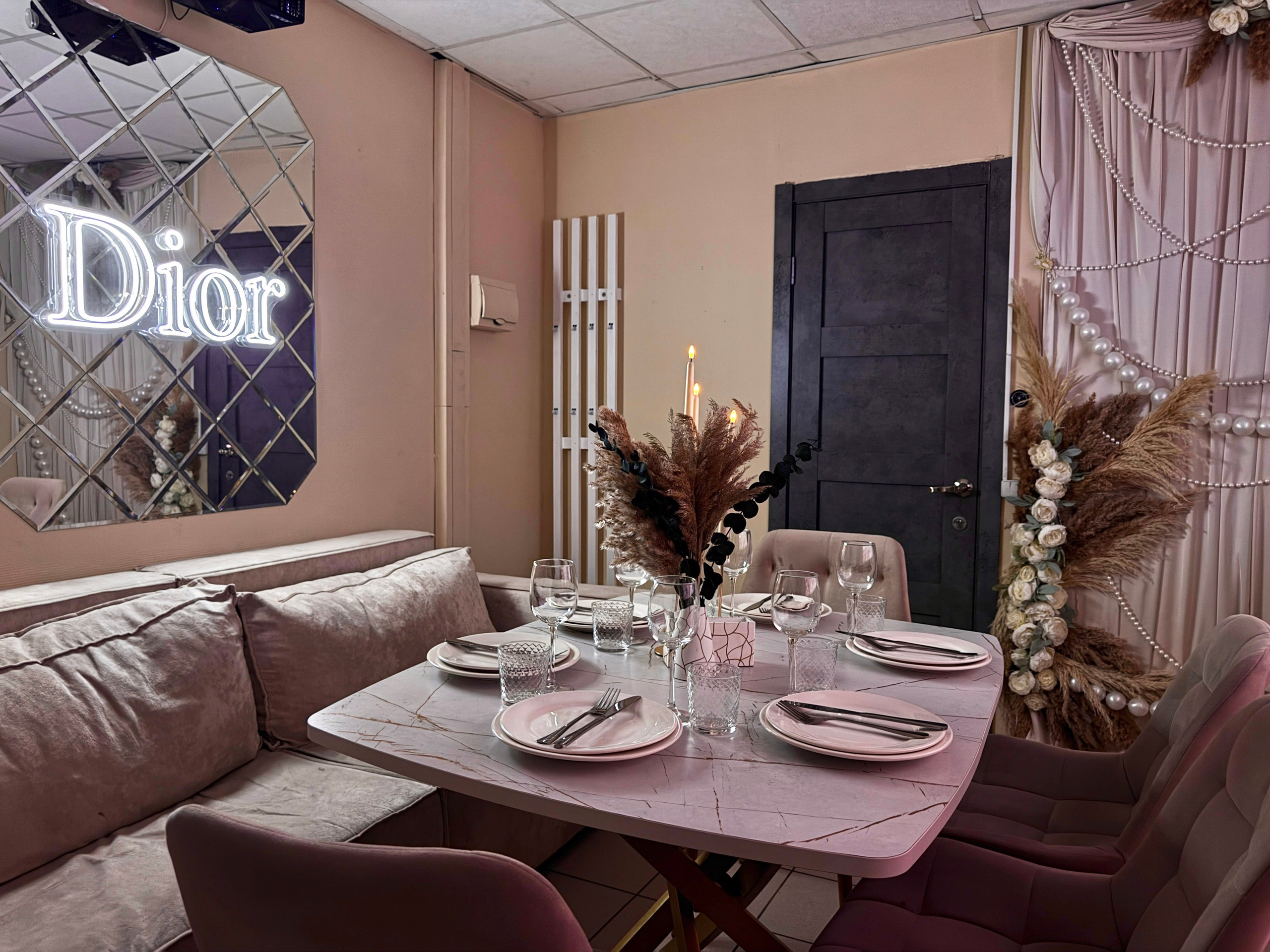 Залы. Izmailov loft