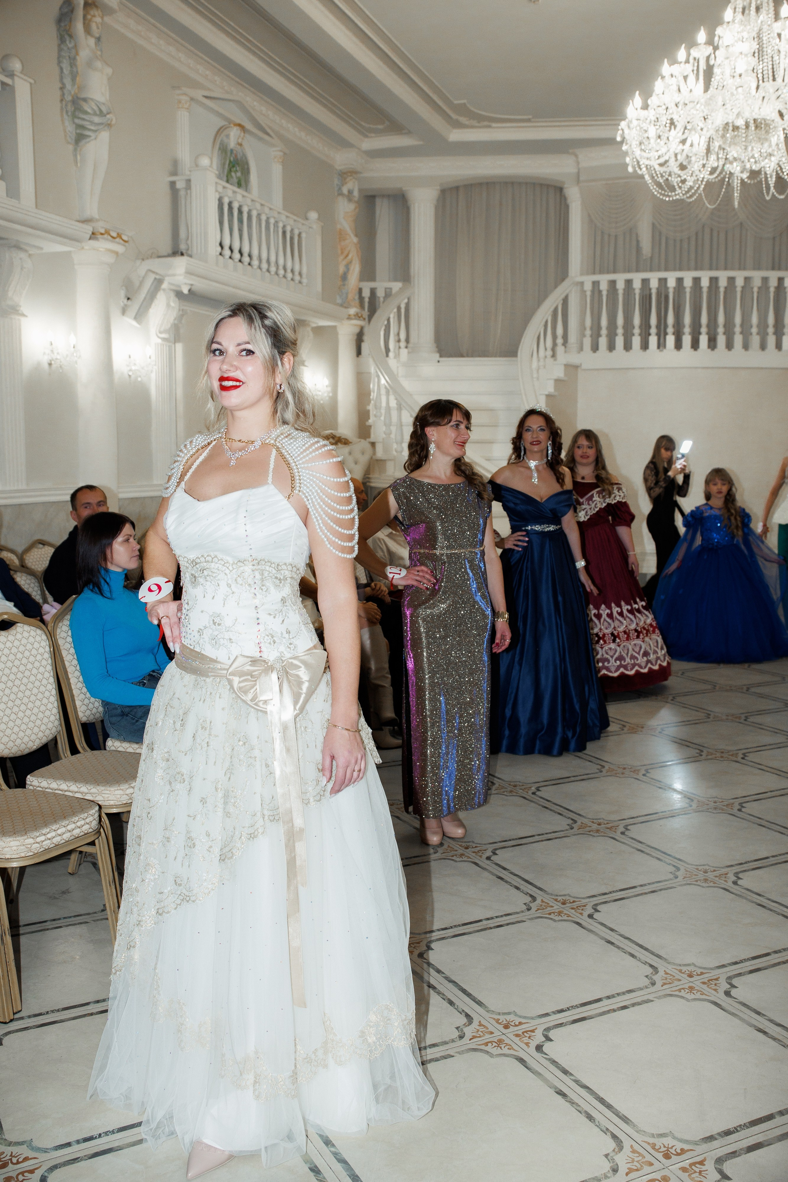 «Корона Вологды»: конкурс красоты. Фотограф в городе Вологда Екатерина Кузнецова