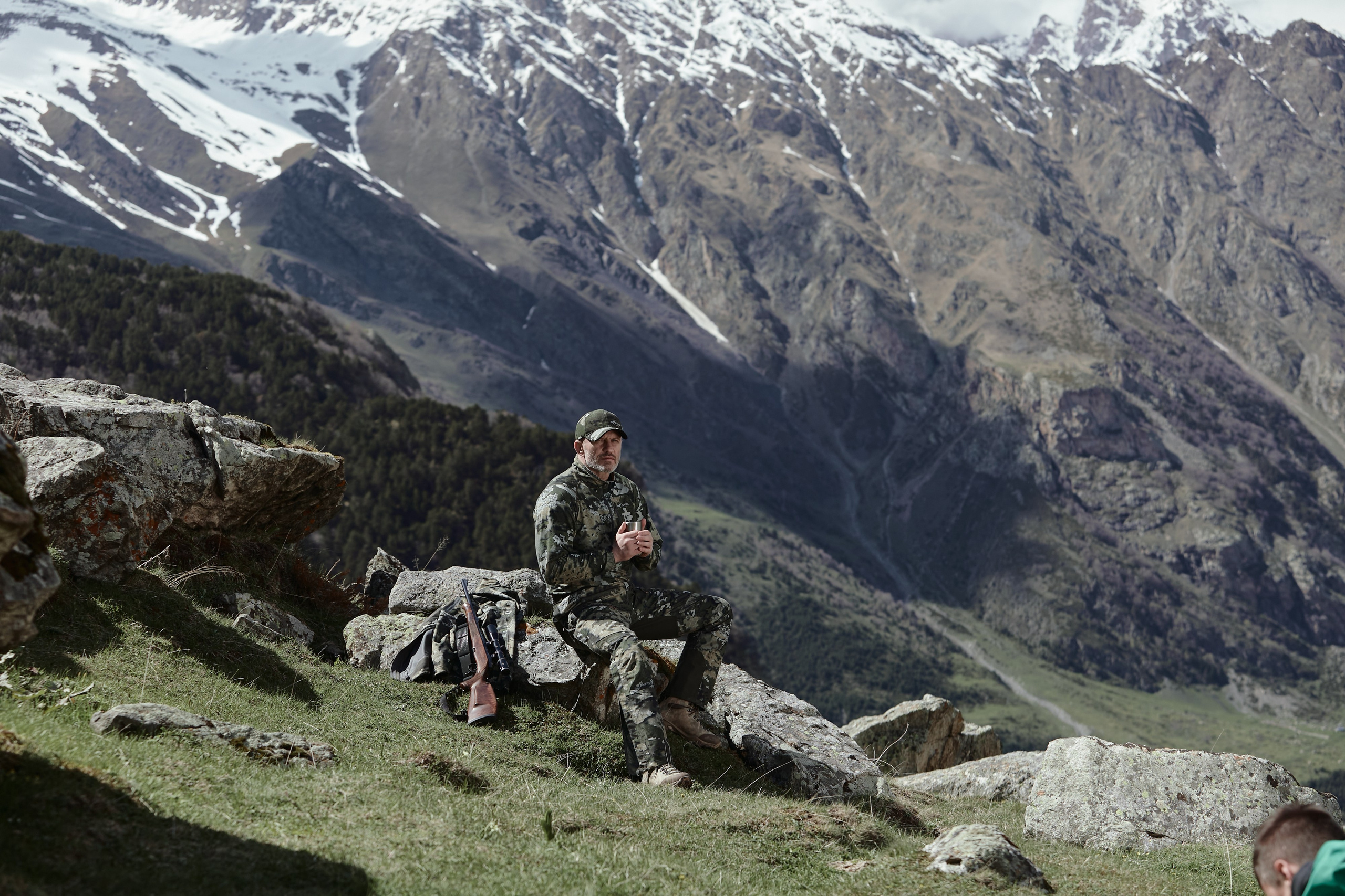 Съемка для бренда охотничьей одежды под ключ. Фотограф Продюсер в горах КБР / Москва Нальчик Горы