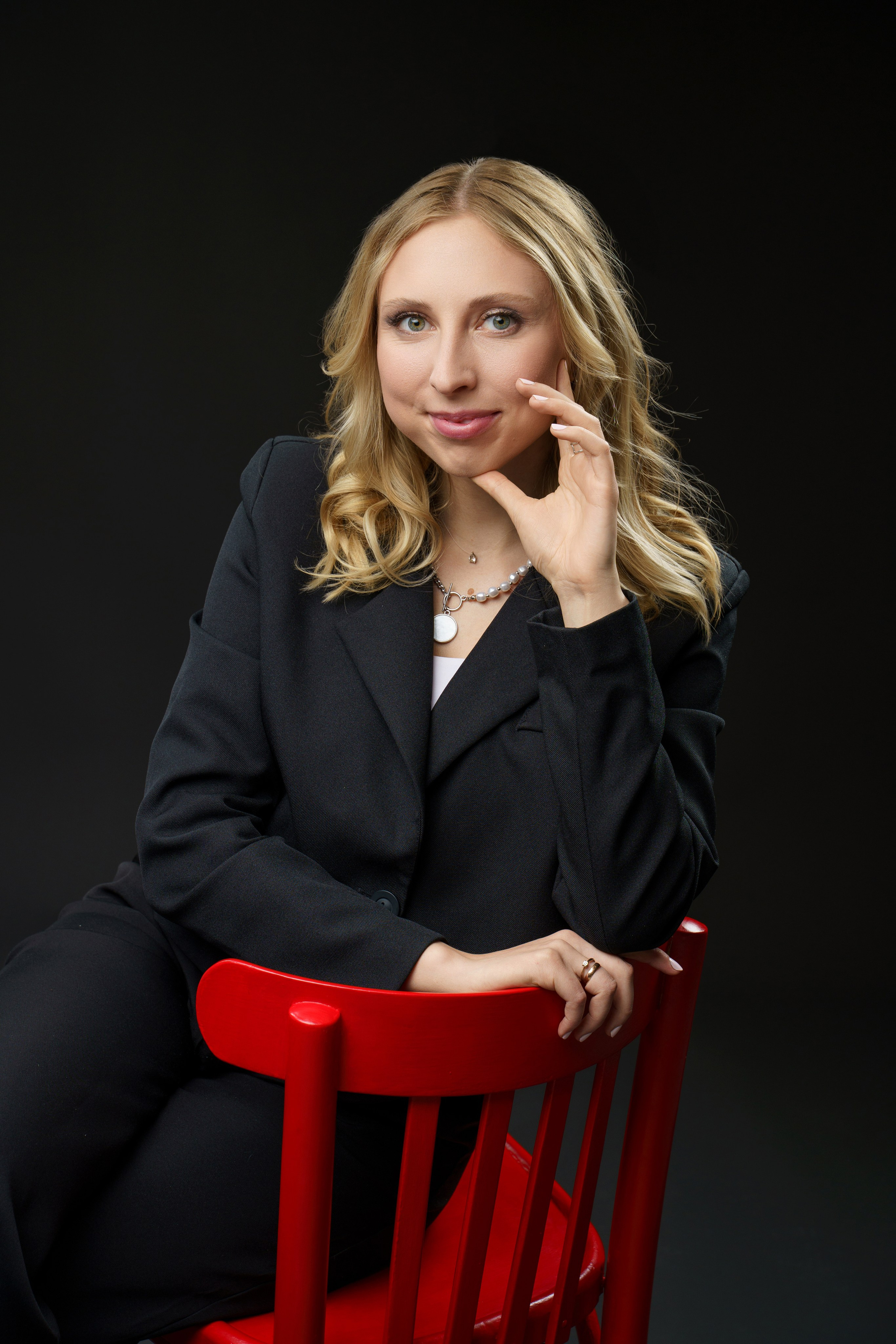 Бизнес-портрет. Школьная фотостудия «Like Moment» в Строгино