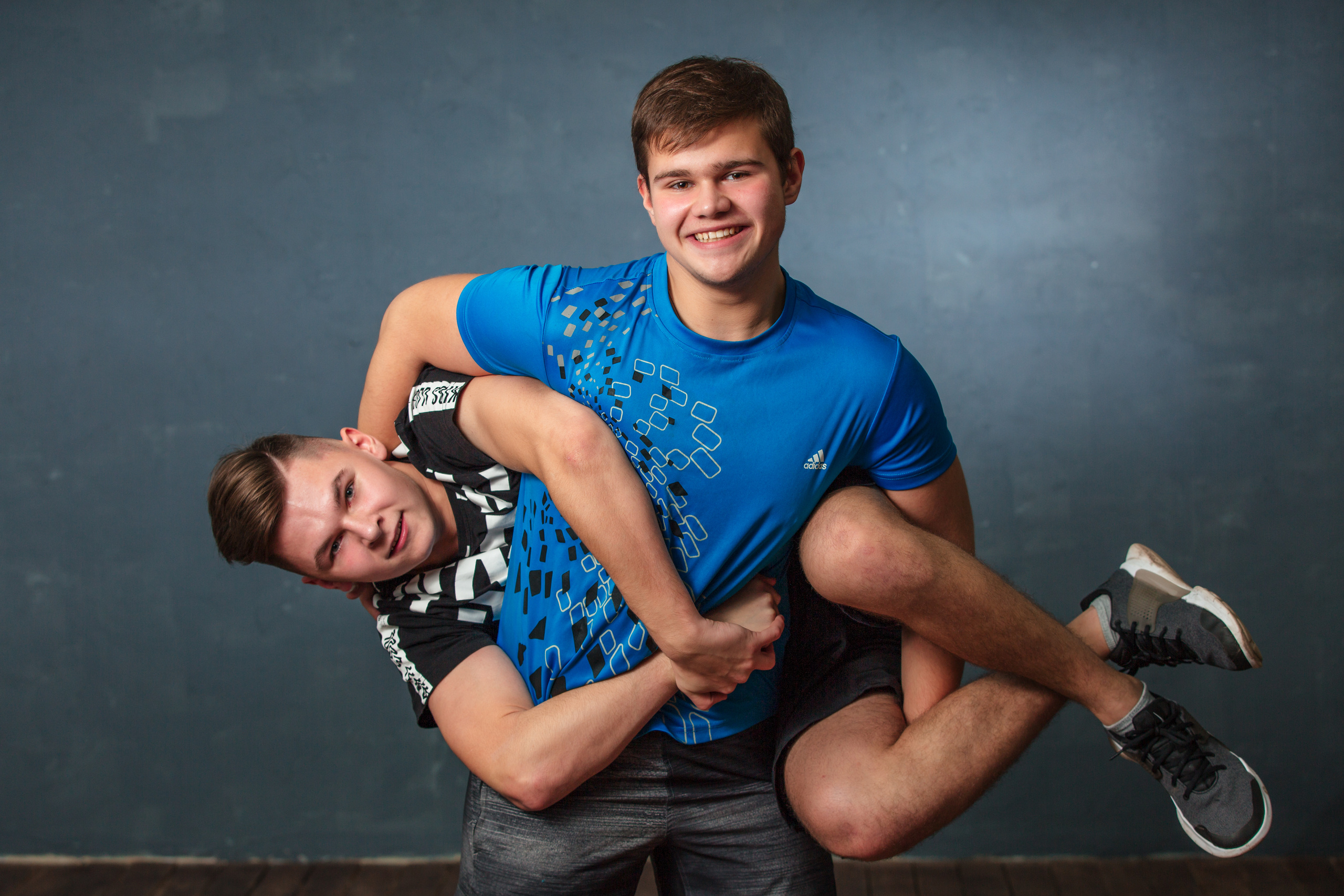 Фотосъемка утренников и выпускных в детском саду в Брянске. Фотоцентр Перспектива: выпускные альбомы, фотошкола, курсы фотографии