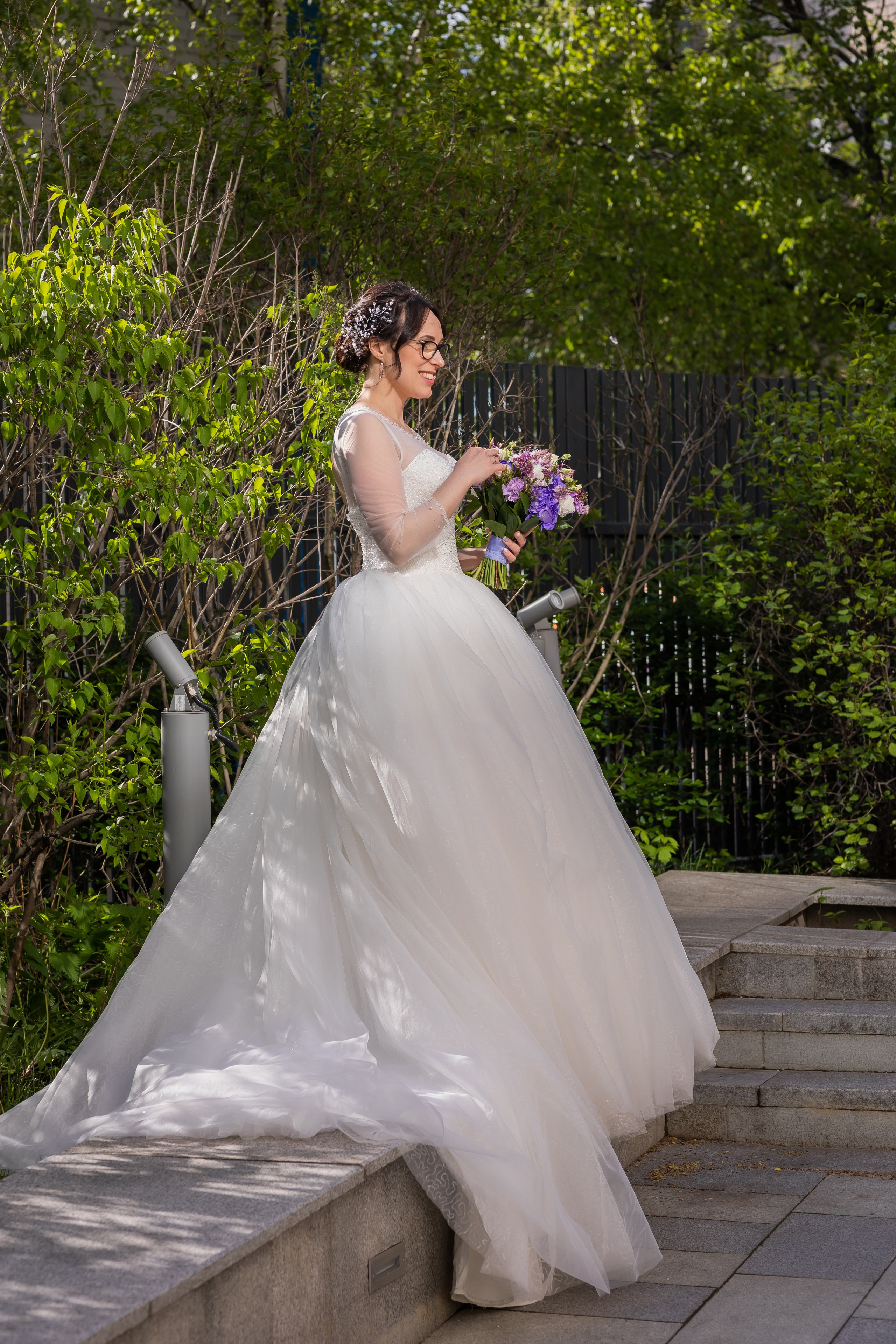 Миша и Маша. Весенняя свадьба 18.04.2023. Семейный фотограф в Москве Наталья Чуб, заказать Фотокнигу