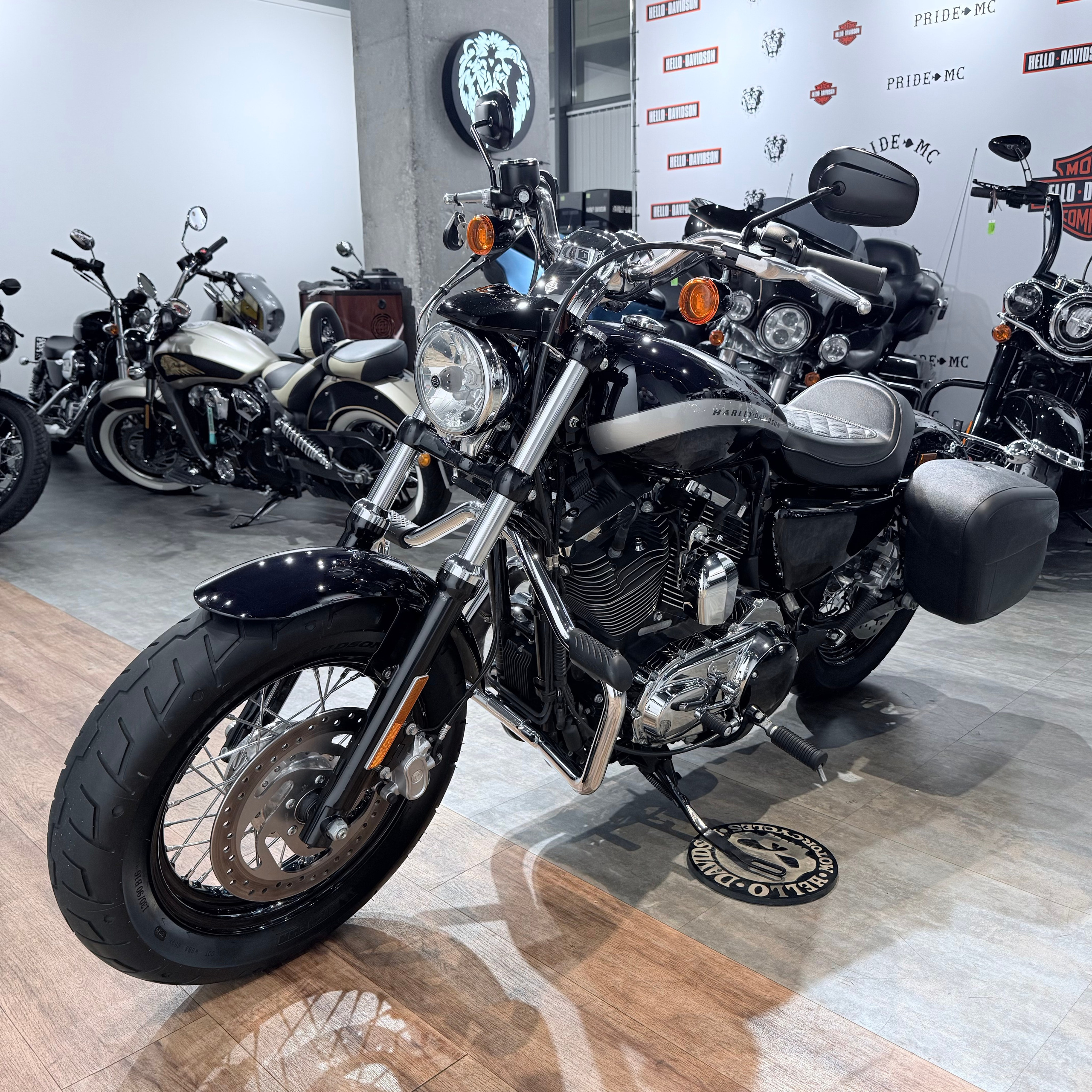 2020 Sportster 1200 Dark Blue. Hello Davidson, Москва. Только хорошие мотоциклы…
