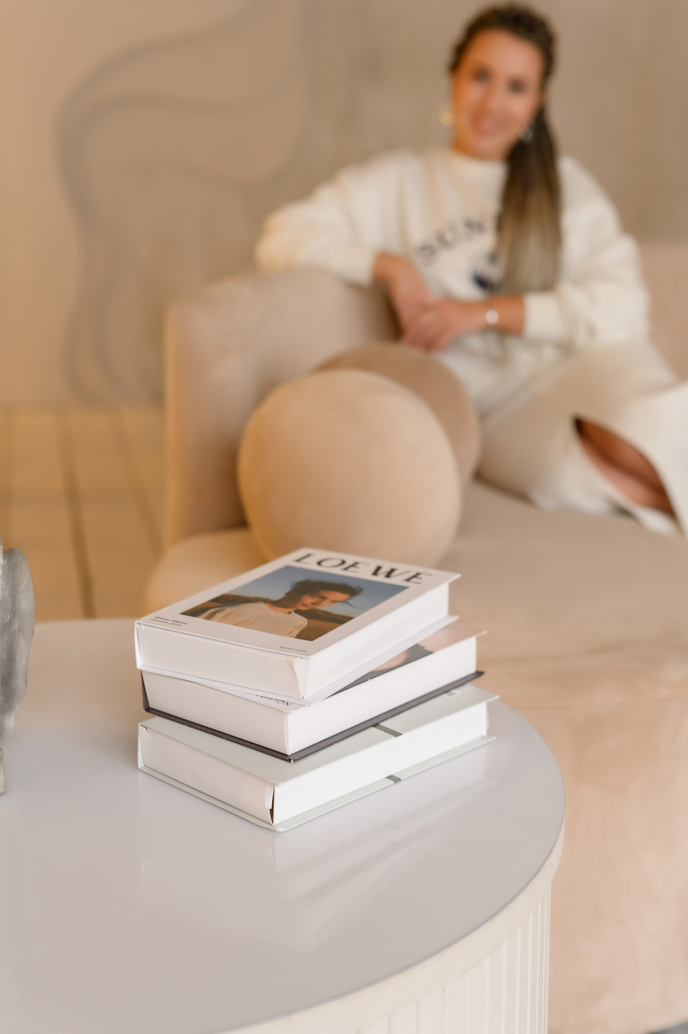 Контент-фотосессия для психолога в зале Эклипс. Semerlina.ru