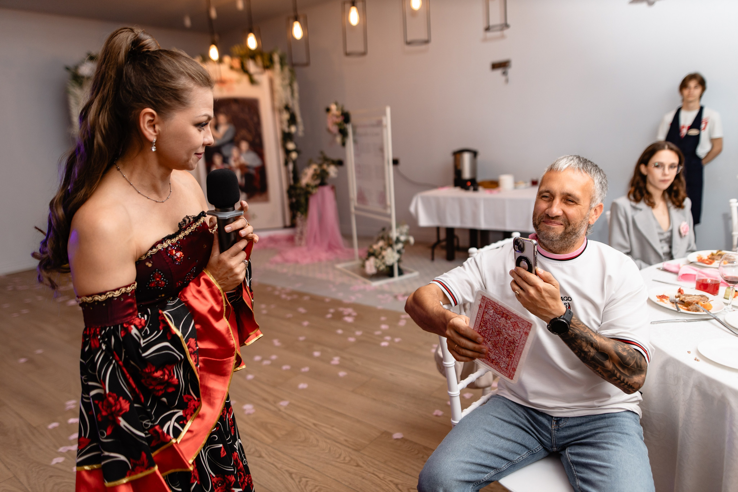 🌸✨ **Анонс Фотографий с Юбилея Розовой Свадьбы Александра и Елены! ** ✨🌸. Свадебный фотограф Михаил Александров