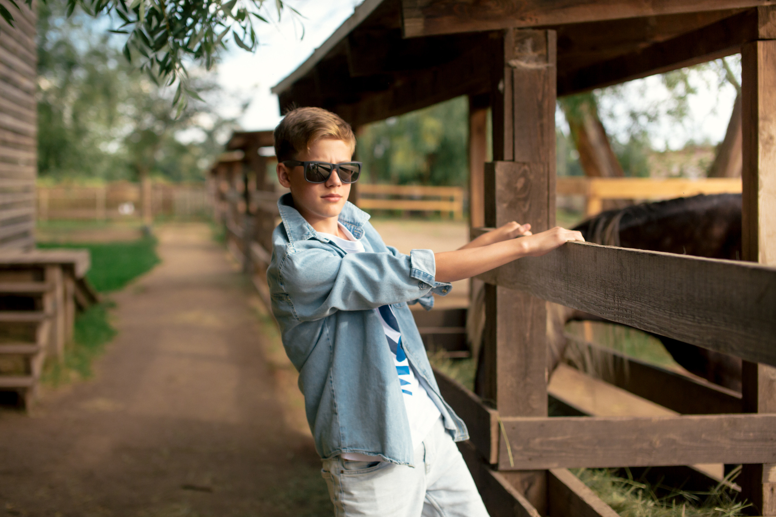 Семейная фотосессия в «Воздухе». Фотограф в Оренбурге. Профессиональный фотограф