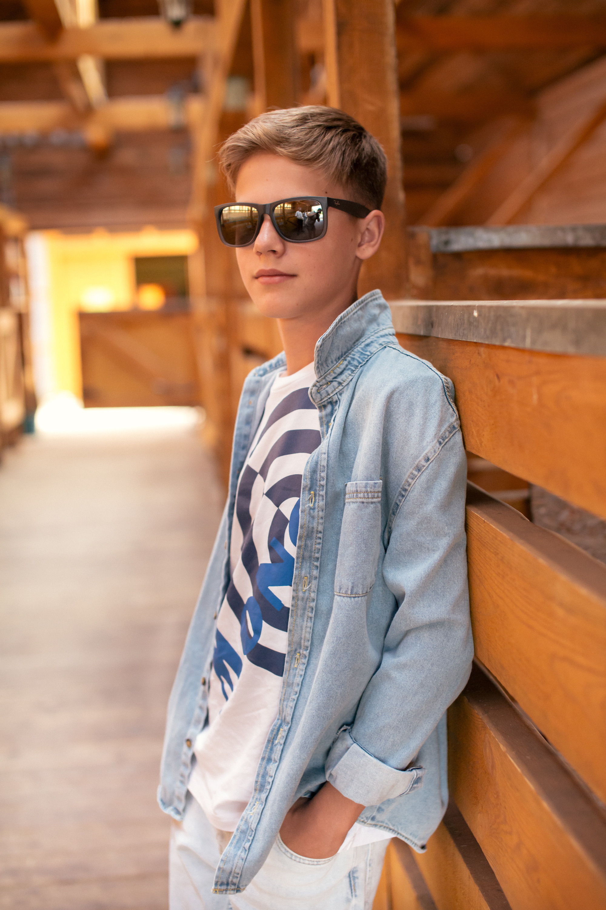 Семейная фотосессия в «Воздухе». Фотограф в Оренбурге. Профессиональный фотограф