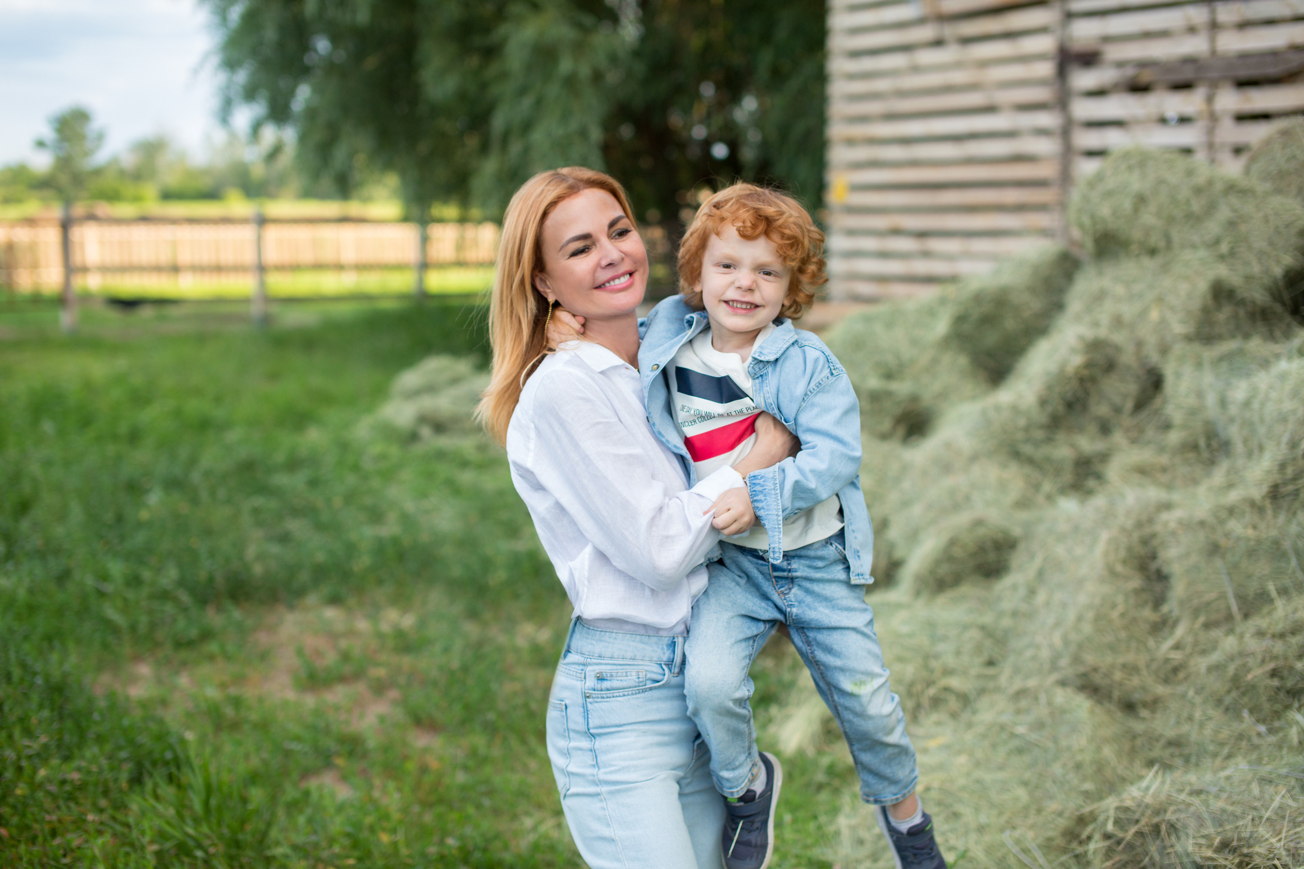 Семейная фотосессия в «Воздухе». Фотограф в Оренбурге. Профессиональный фотограф