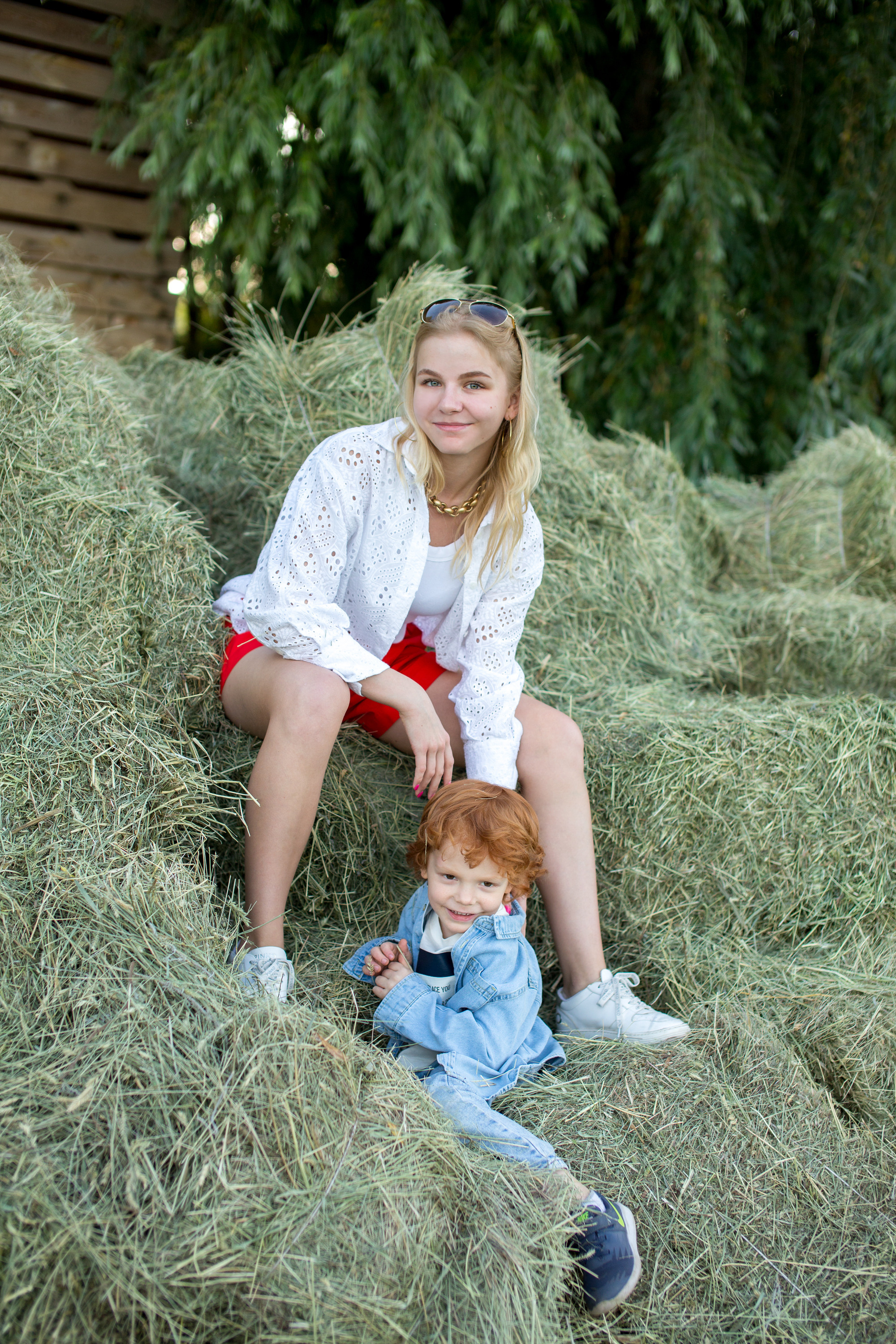 Семейная фотосессия в «Воздухе». Фотограф в Оренбурге. Профессиональный фотограф
