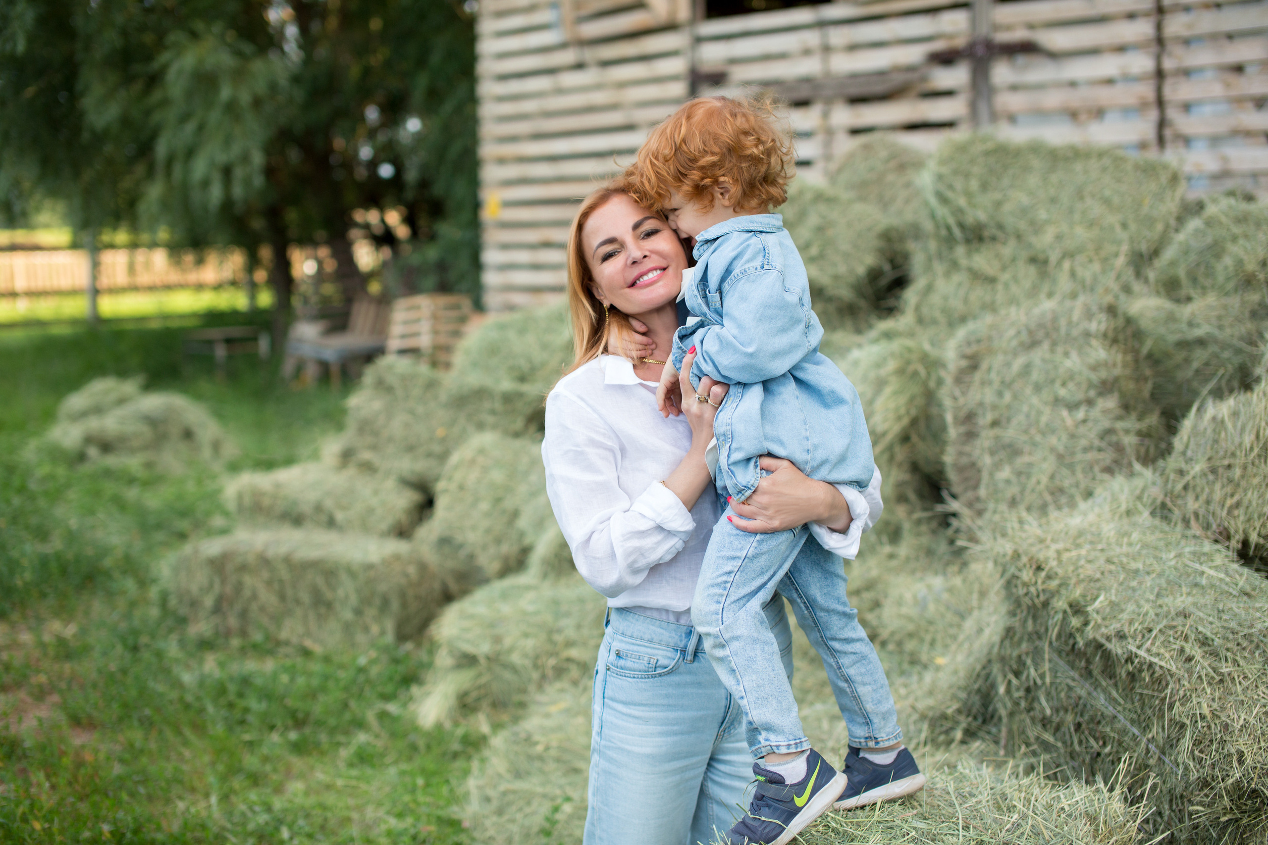 Семейная фотосессия в «Воздухе». Фотограф в Оренбурге. Профессиональный фотограф