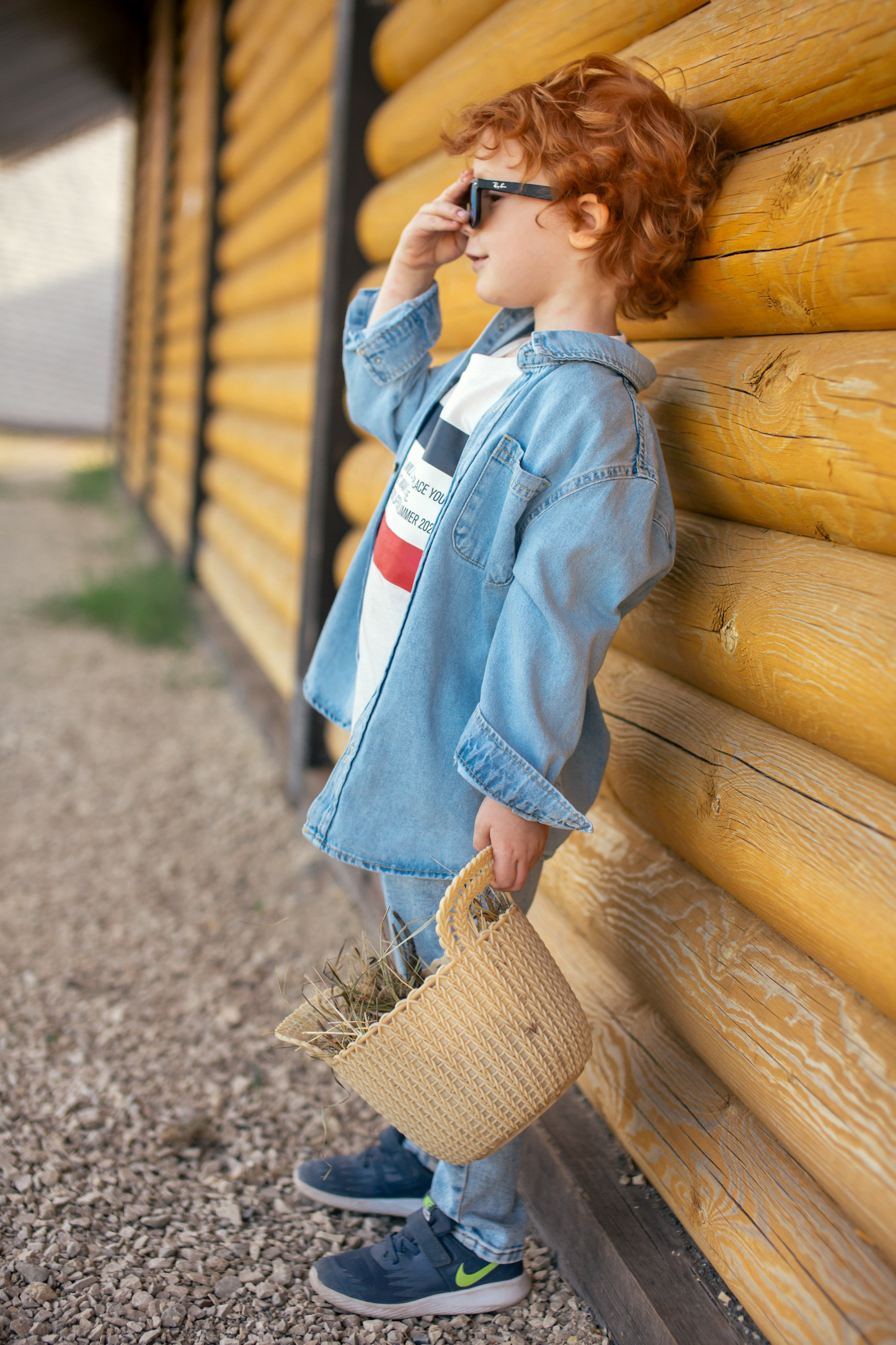 Семейная фотосессия в «Воздухе». Фотограф в Оренбурге. Профессиональный фотограф
