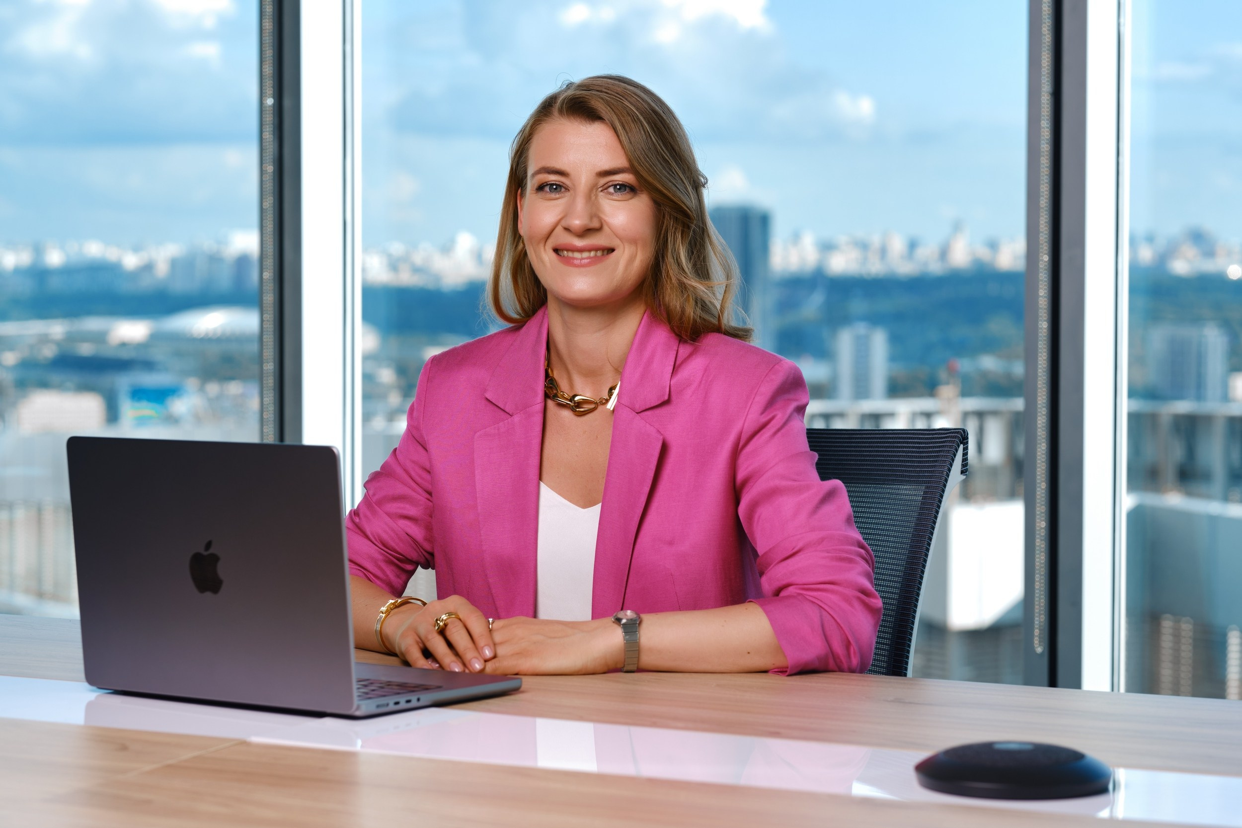 Профессиональная фотосессия для компании Ozon