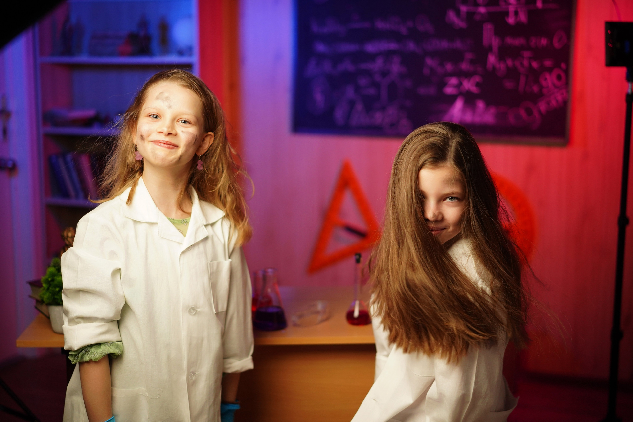 Фотосессия в стиле «Химики». GOTRA — выпускные альбомы в Тюмени