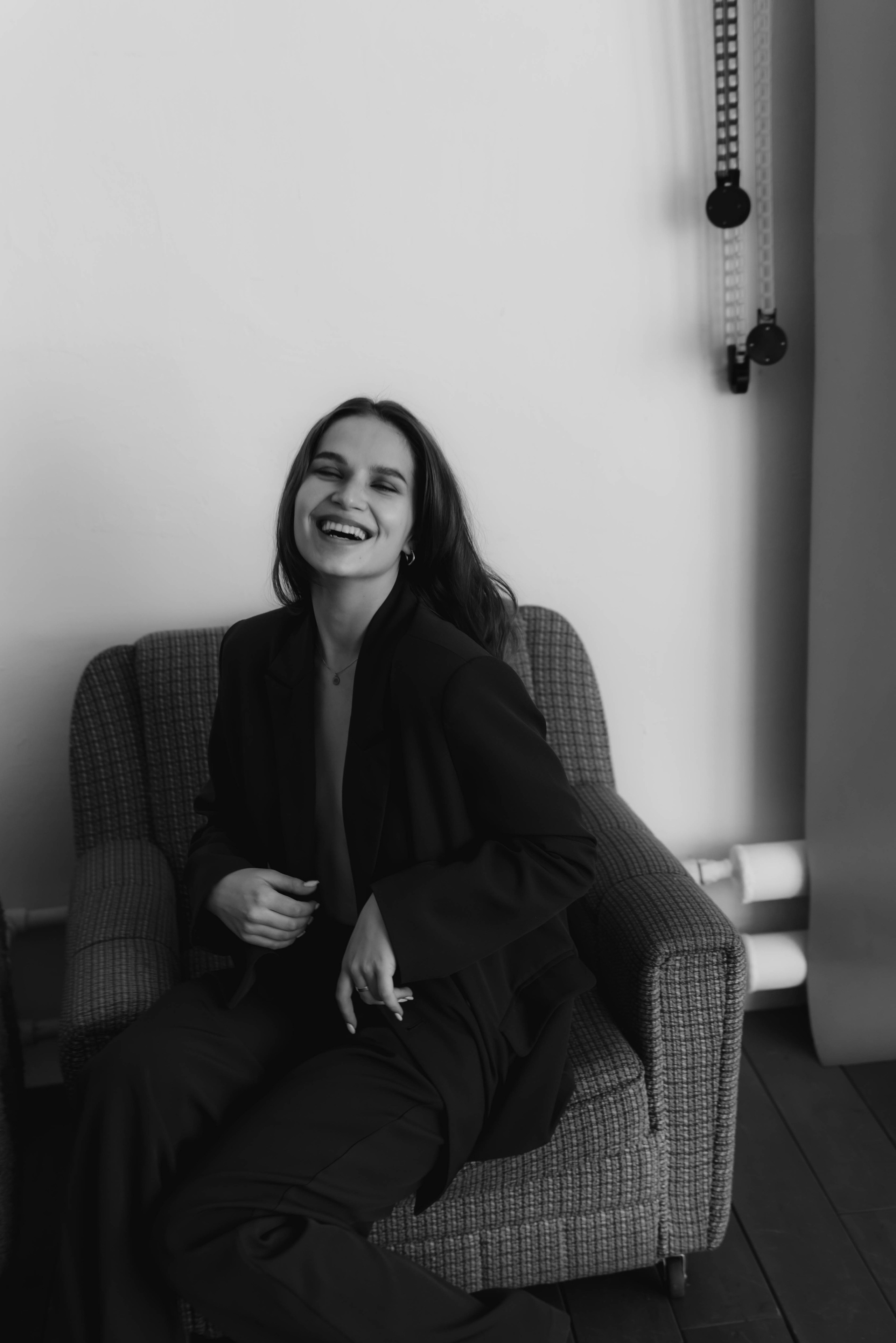 Студийная портретная фотосессия с естественным солнечным светом. Портретный и репортажный фотограф в Санкт-Петербурге | Валерия Кайряк