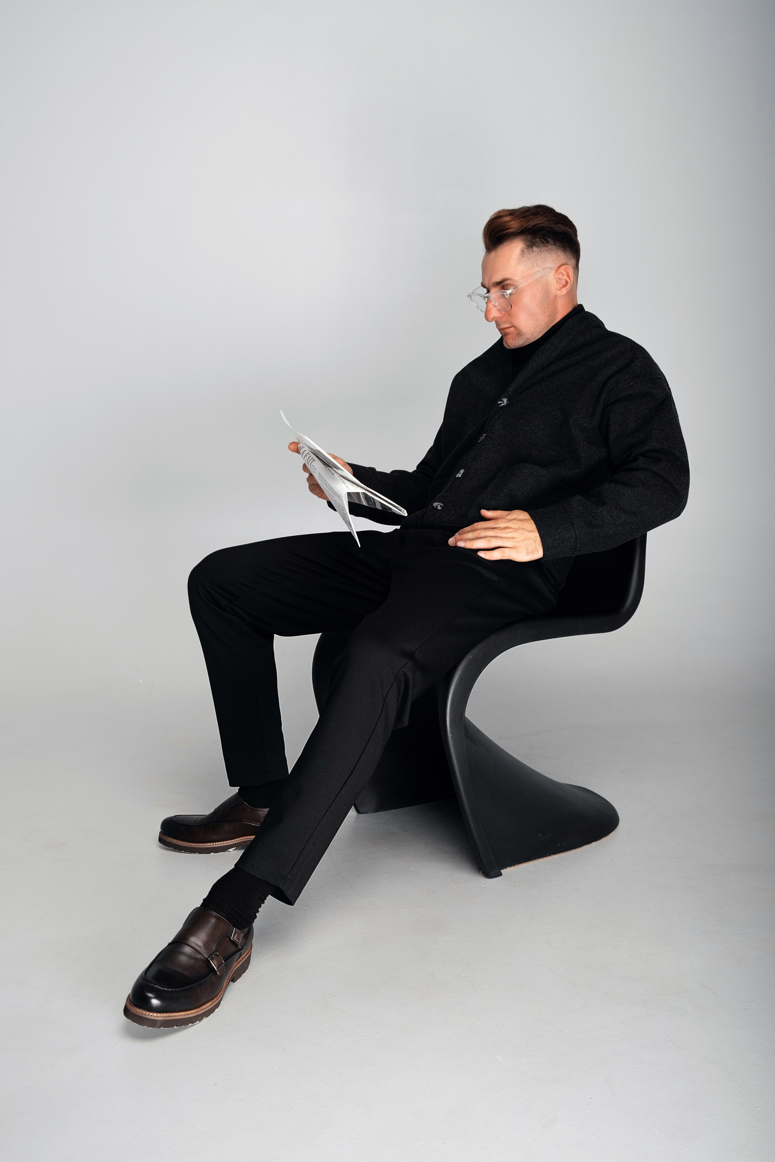 Мужская фотосессия. мужское. Бизнес портрет. Фото для бизнеса. Портрет, бизнес портрет. Бизнес портрет, контент съемка. Профессиональная фотосъемка в Крыму. Натуральные эмоции и живые кадры. Забронируйте дату прямо сейчас!