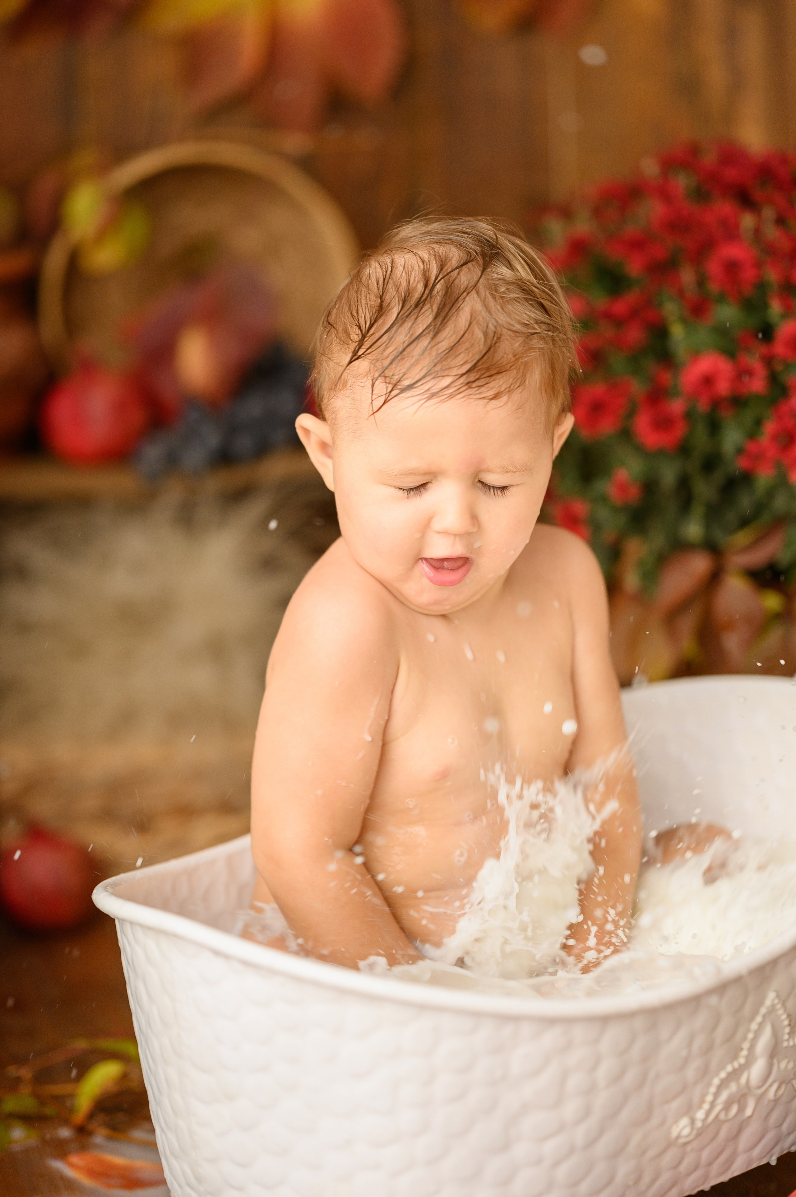 Коля и гранаты-виноград. Детский и семейный фотограф Ирина Гладких
