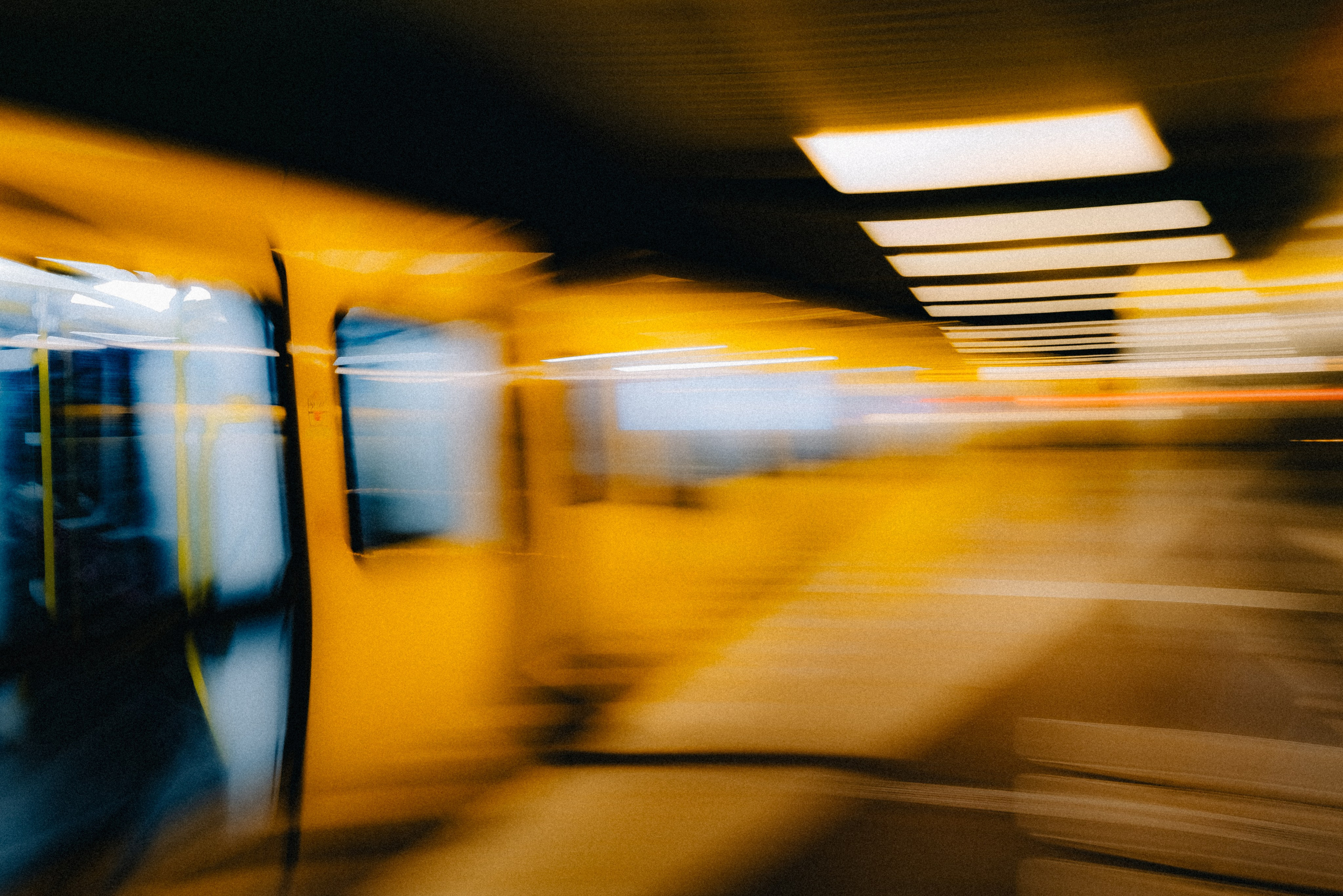 ART. Если ты на Земле — звони