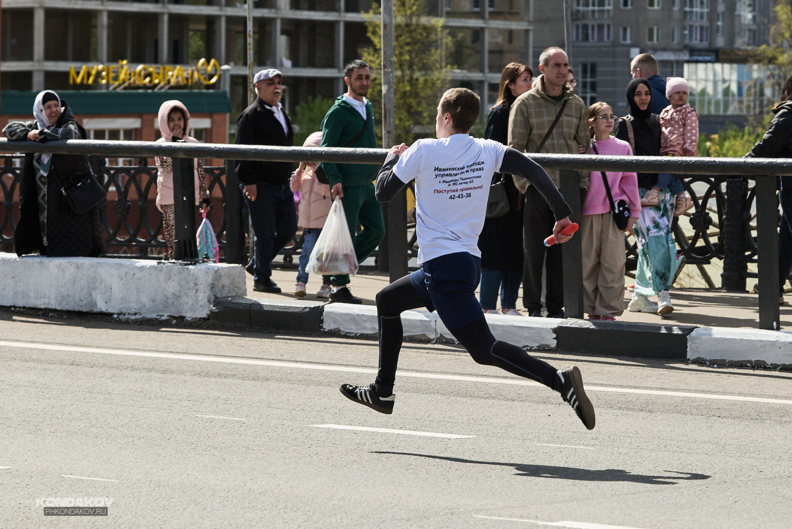 Первомайская эстафета в Иваново 2024 год. Фотограф в Иваново: Каталожная съемка одежды и постельного белья, Wildberries