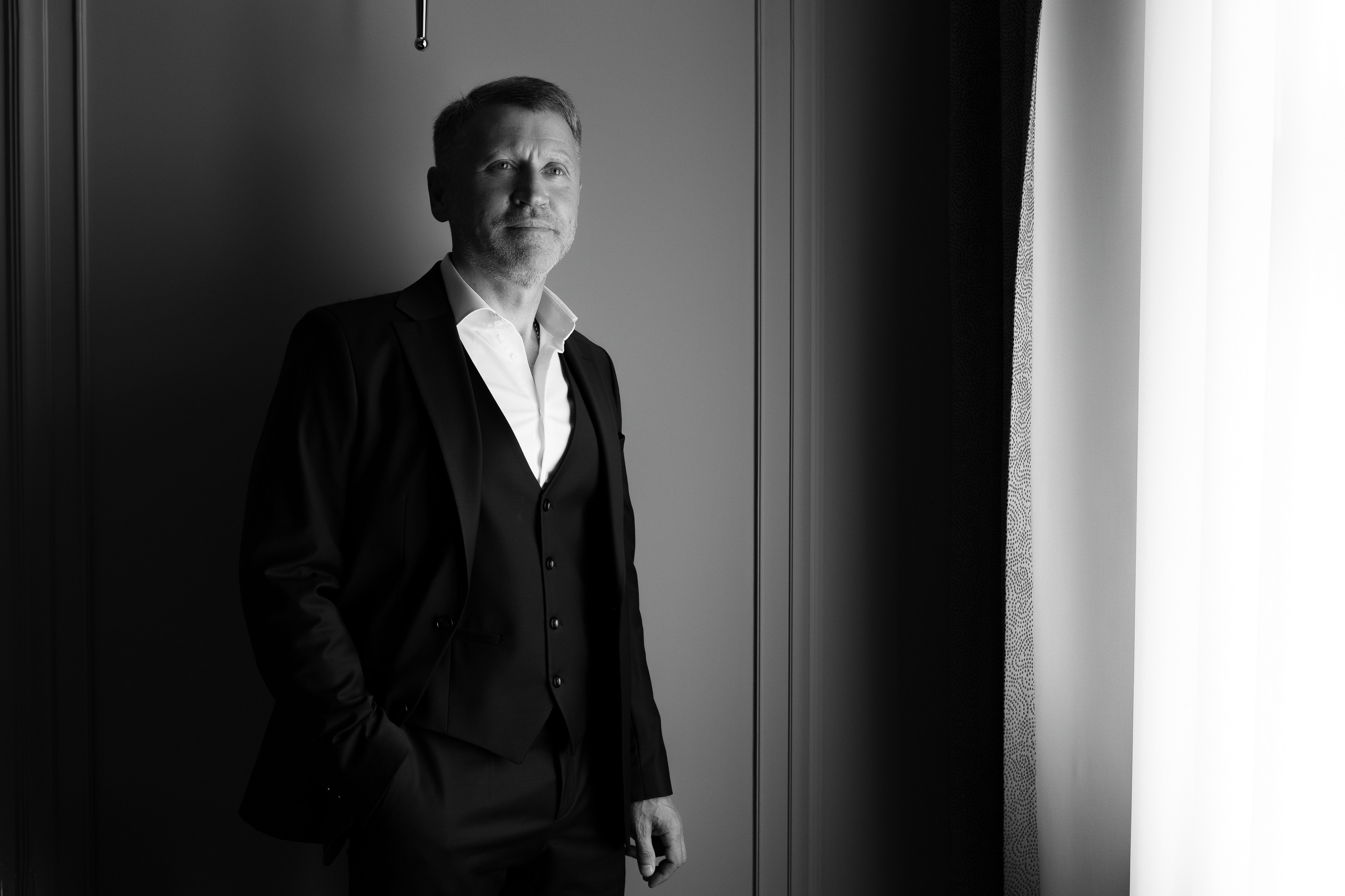 Свадьба Ольги и Дениса — церемония на Фурштатской и прогулка у Исаакия. Свадебный фотограф Дмитрий Родионов — Санкт-Петербург и Ленинградская область