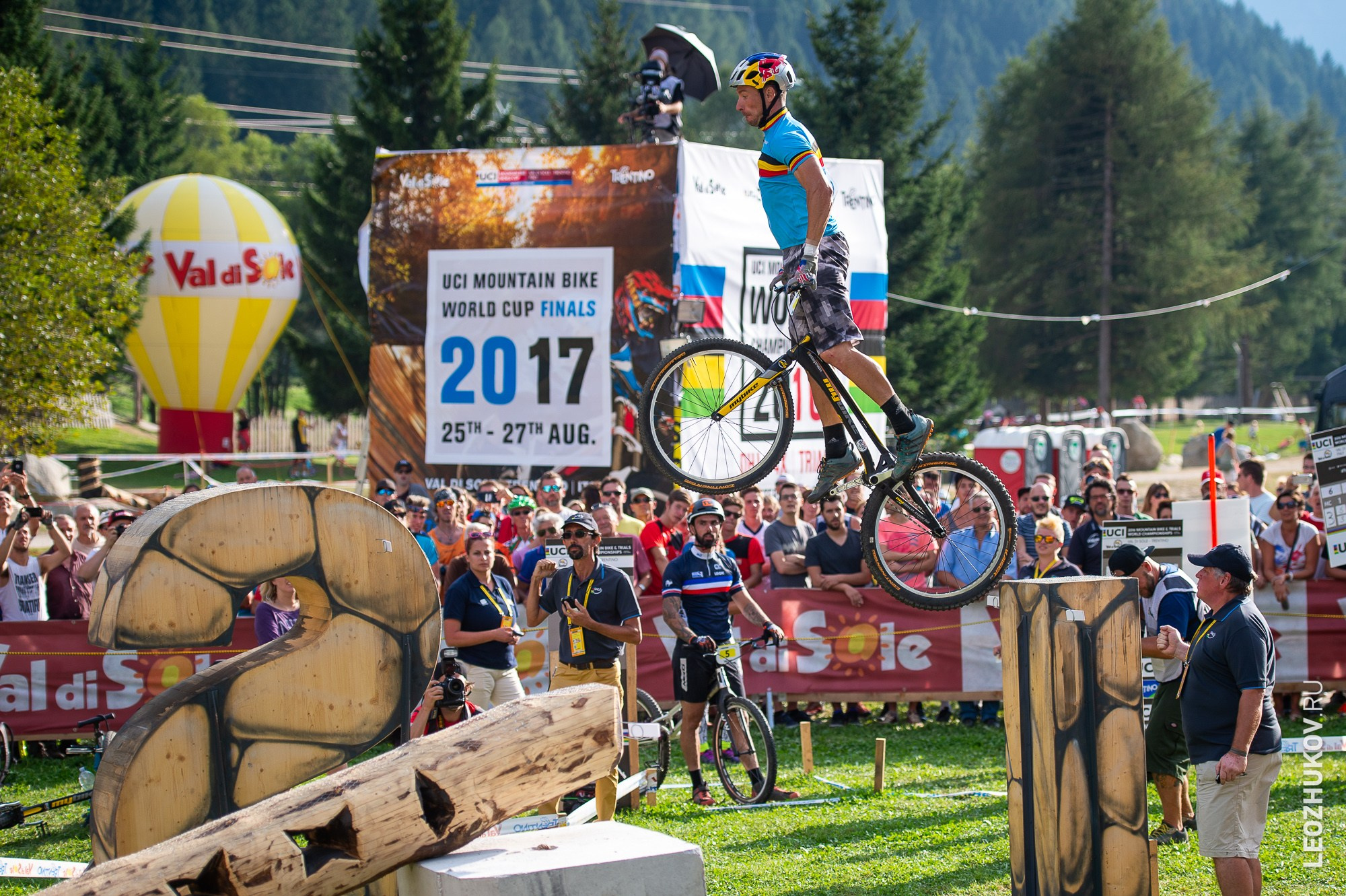 UCI Trials World Championships 2016 — finals. Sports photographer Leonid Zhukov