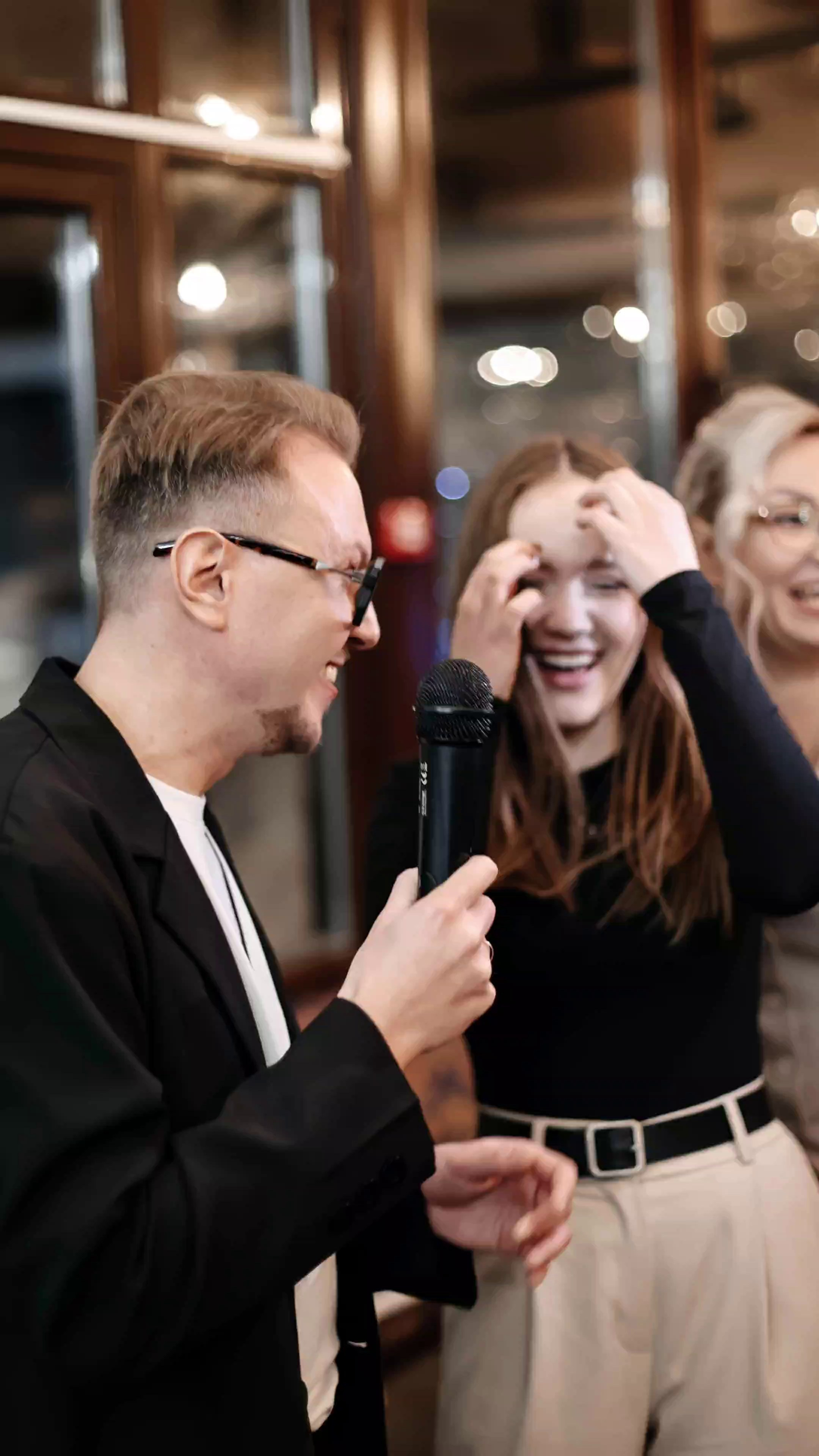 ЮМОР. Ведущий на свадьбу и корпоратив Москва и Московская область Андрей Рулевой