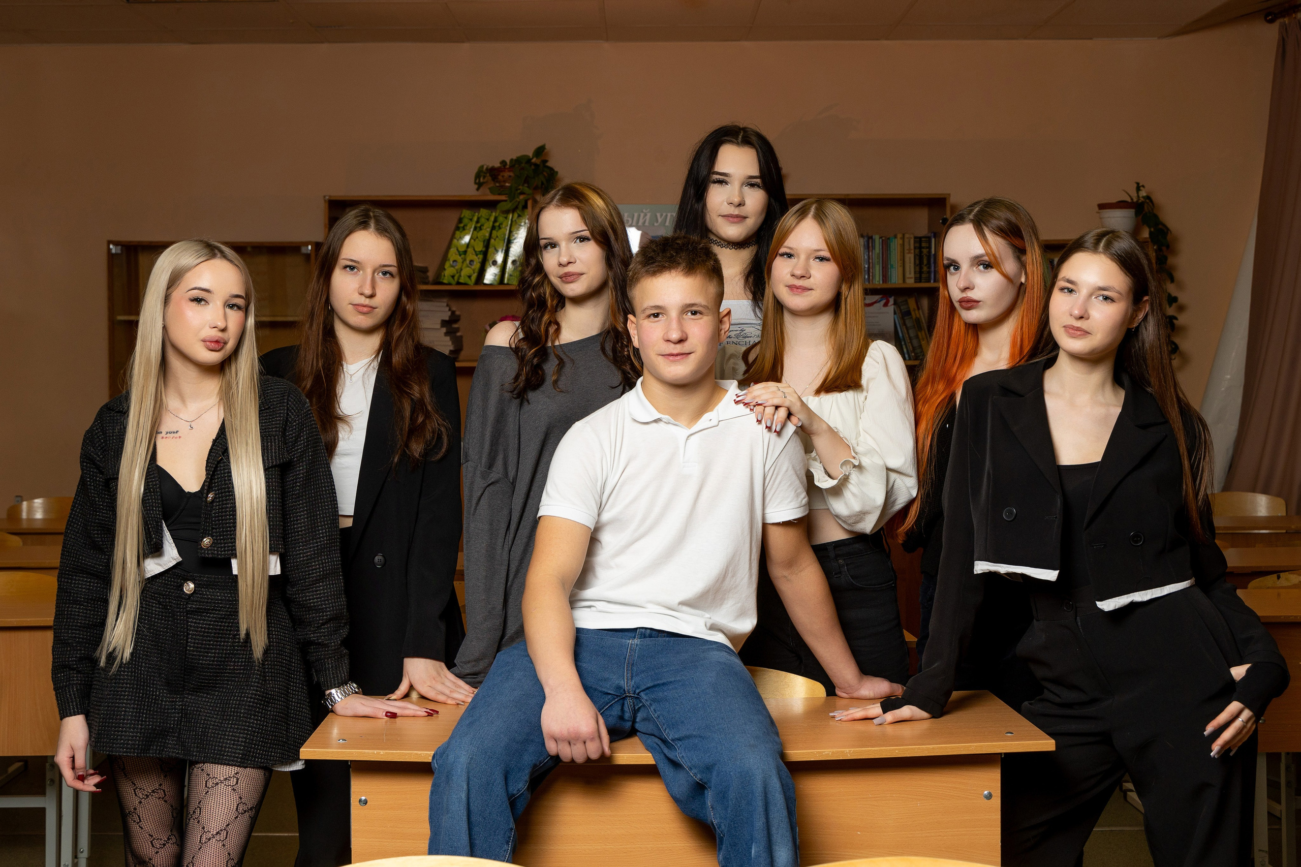 СТАРШАЯ ШКОЛА. Выпускные альбомы Москва Московская область Ирина Чугайнова