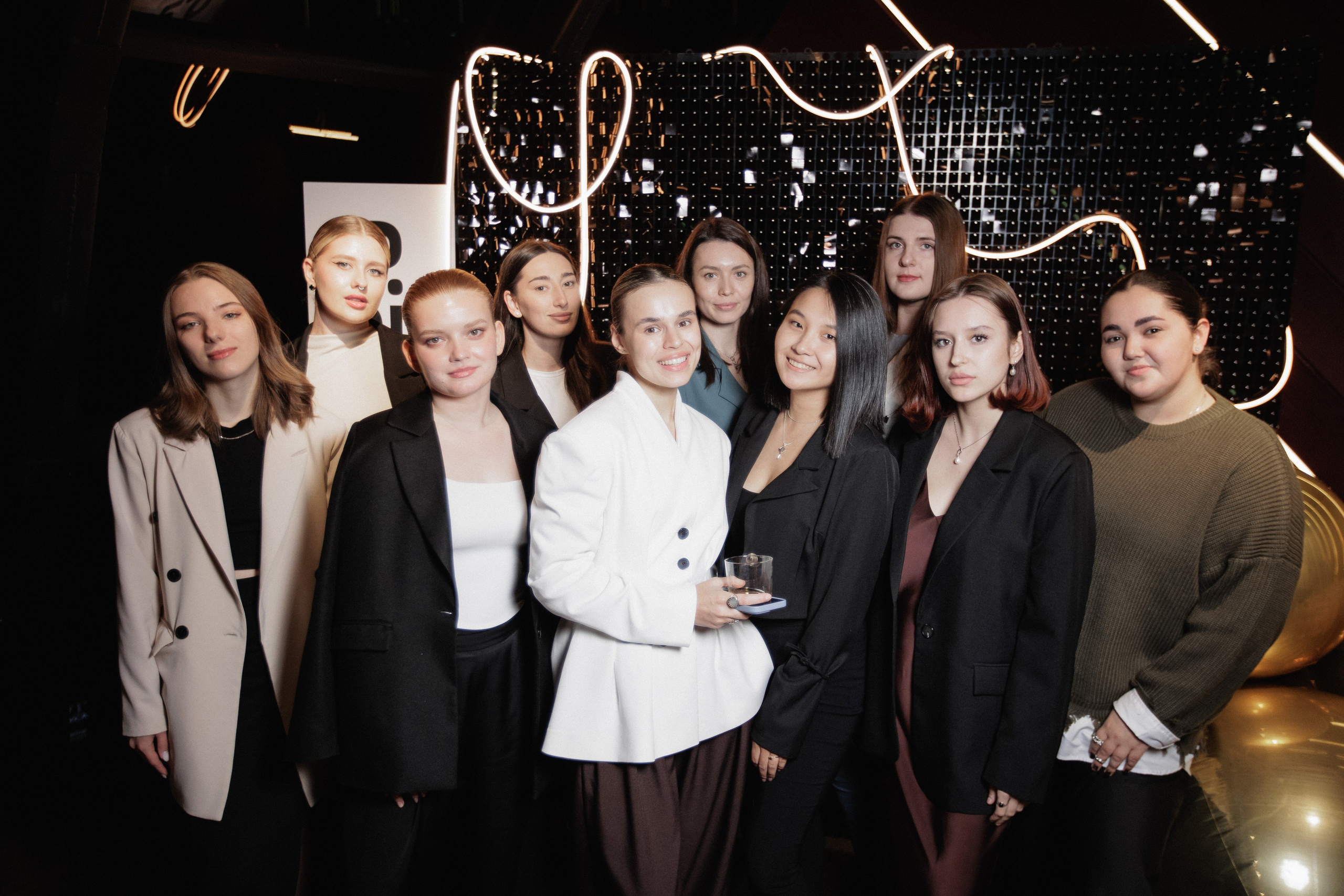 ПЯТНИЦА 2.0. СВОИ. ФОТООТЧЕТЫ-СОБЫТИЯ-МЕСТА