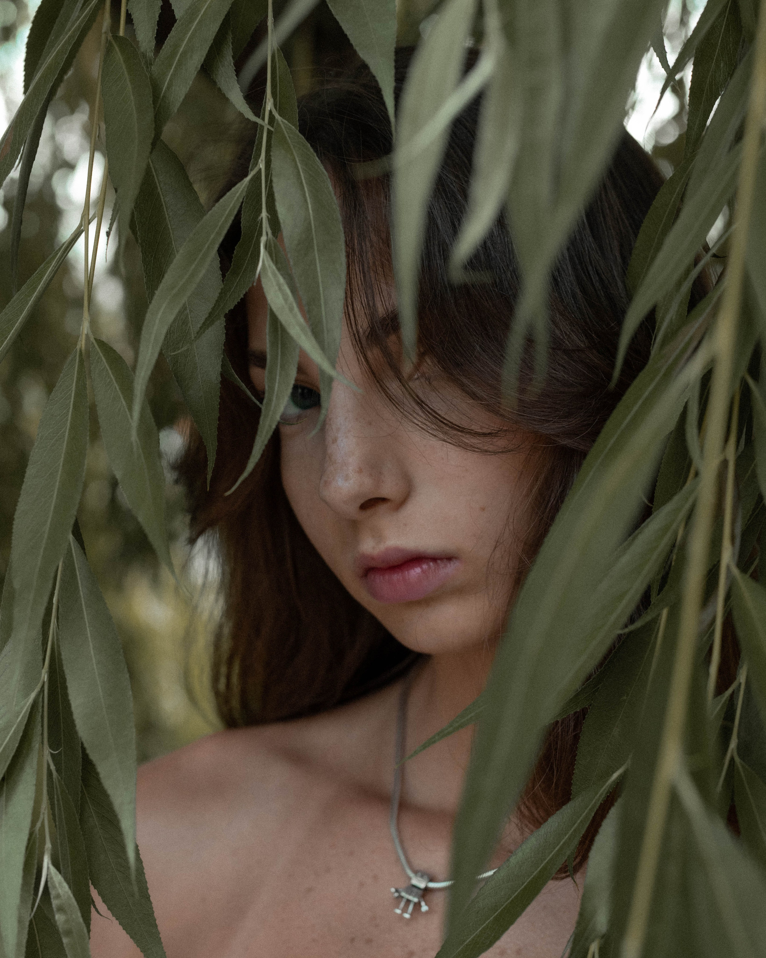 Аня. Женский фотограф. Создатель украшений ручной работы. Модель