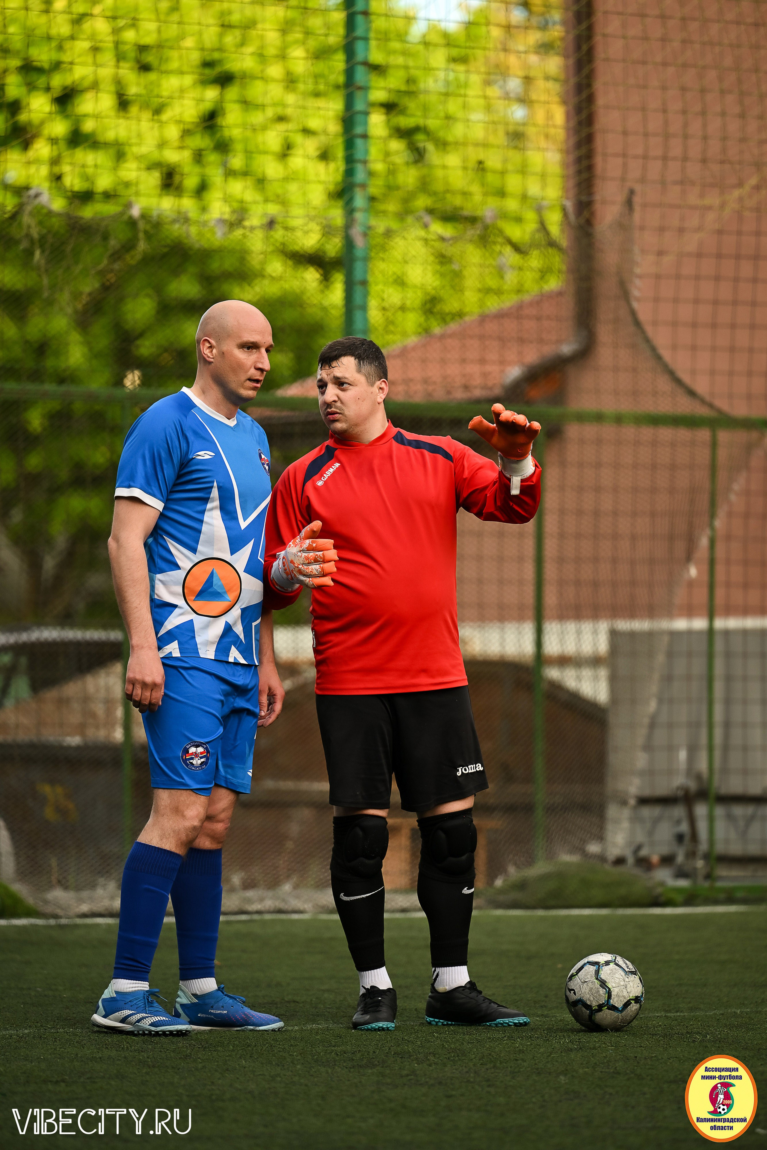 ИГРЫ МИНИ-ФУТБОЛЬНОЙ ЛИГИ. VIBECITY.RU Вайб Сити Ру Фоторепортажи Фотоотчеты Калининград