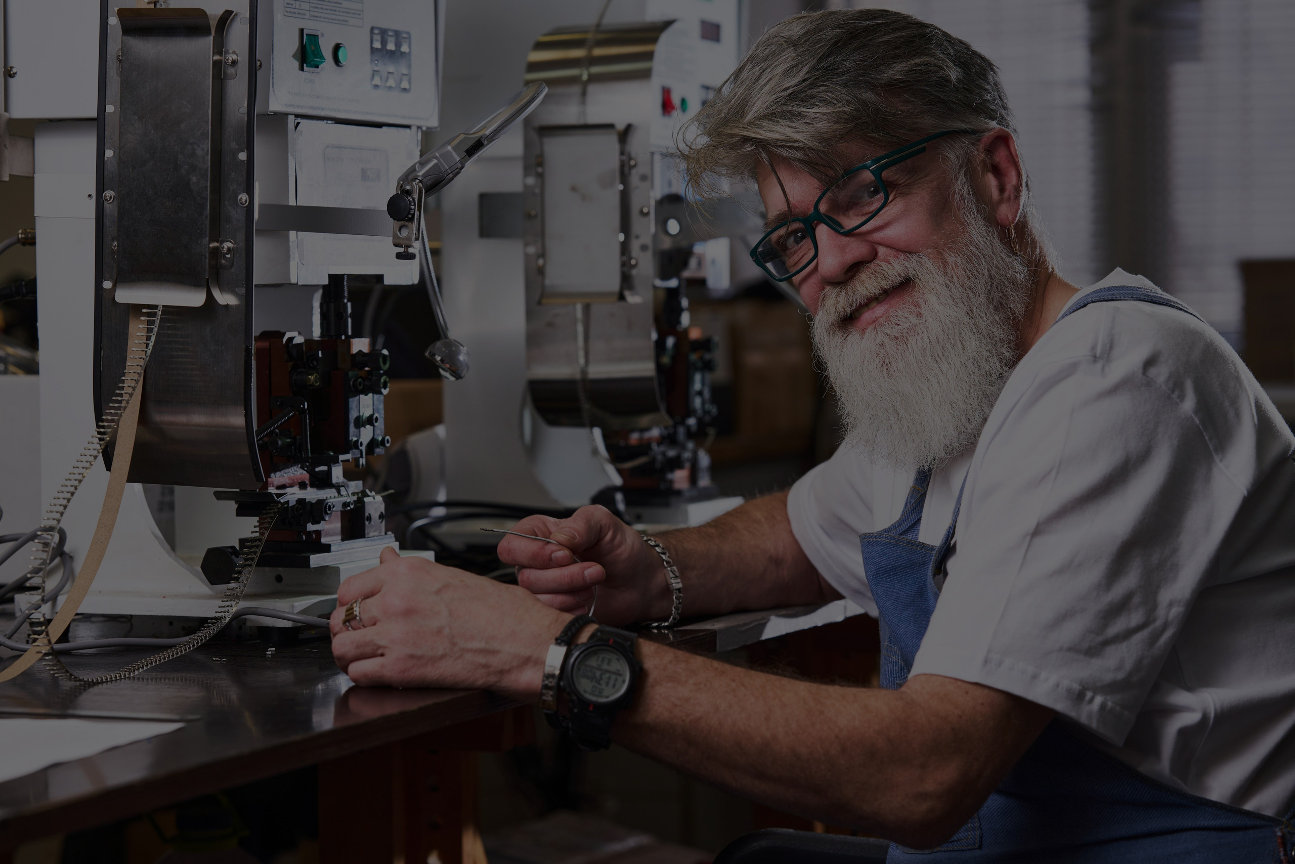 Корпоративные фотосессии сотрудников и руководства в офисах и на производствах. Портретный фотограф Павел Бахирев. Москва