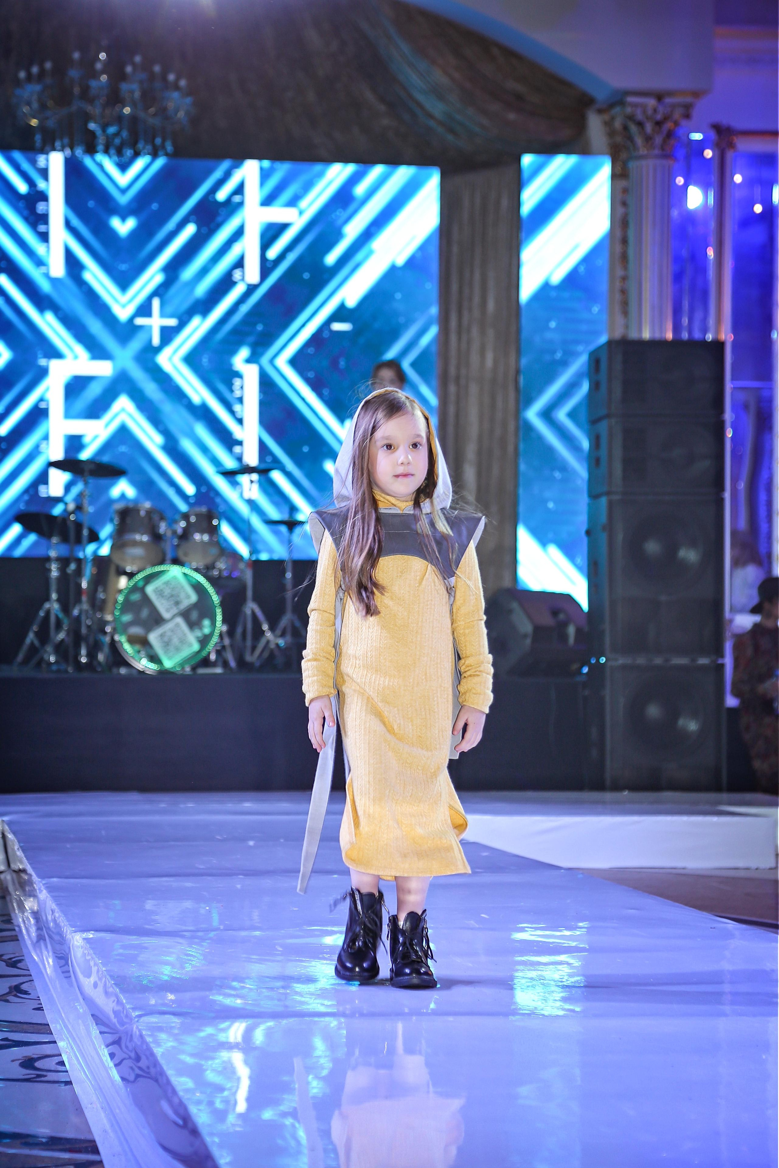 Презентация новой коллекции ДИЗАЙНЕРА НАТАЛЬИ ХАЛАНСКОЙ г. Пятигорск. Модельная студия MIA Models